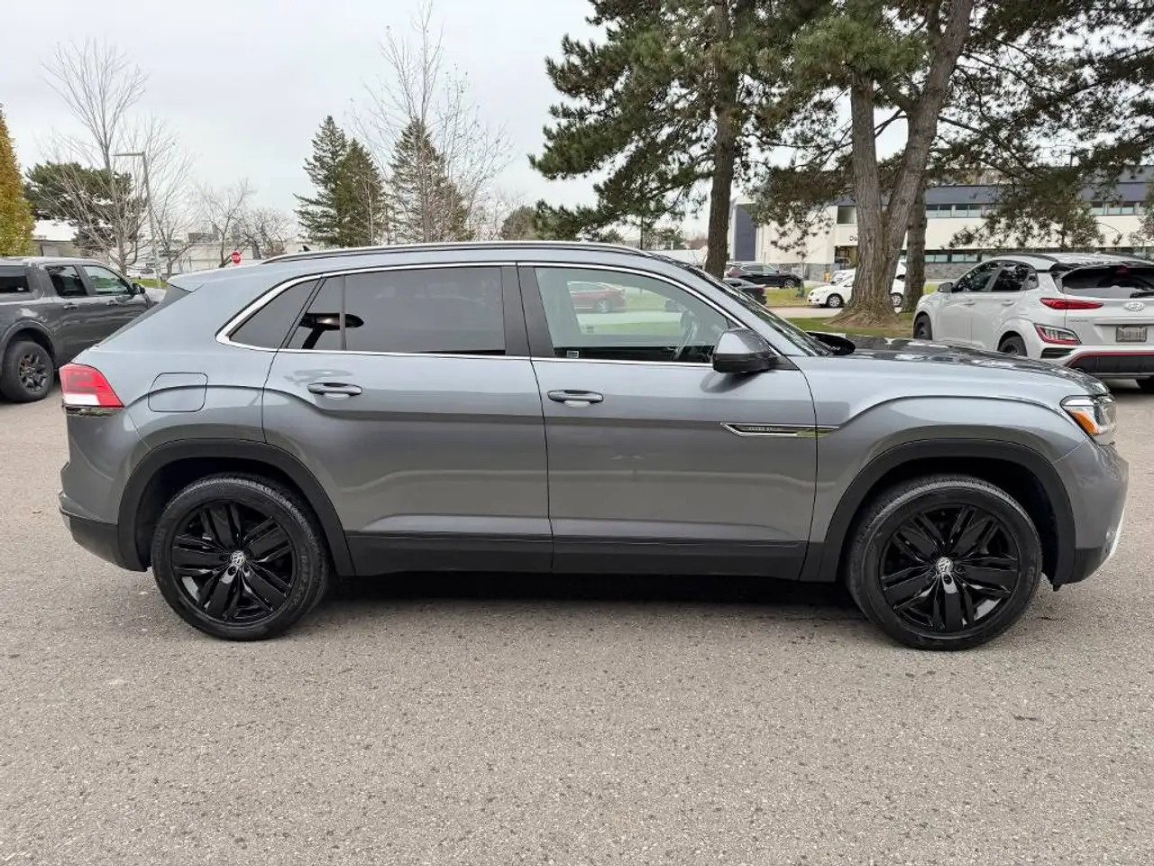 Volkswagen Atlas снимка Volkswagen Atlas