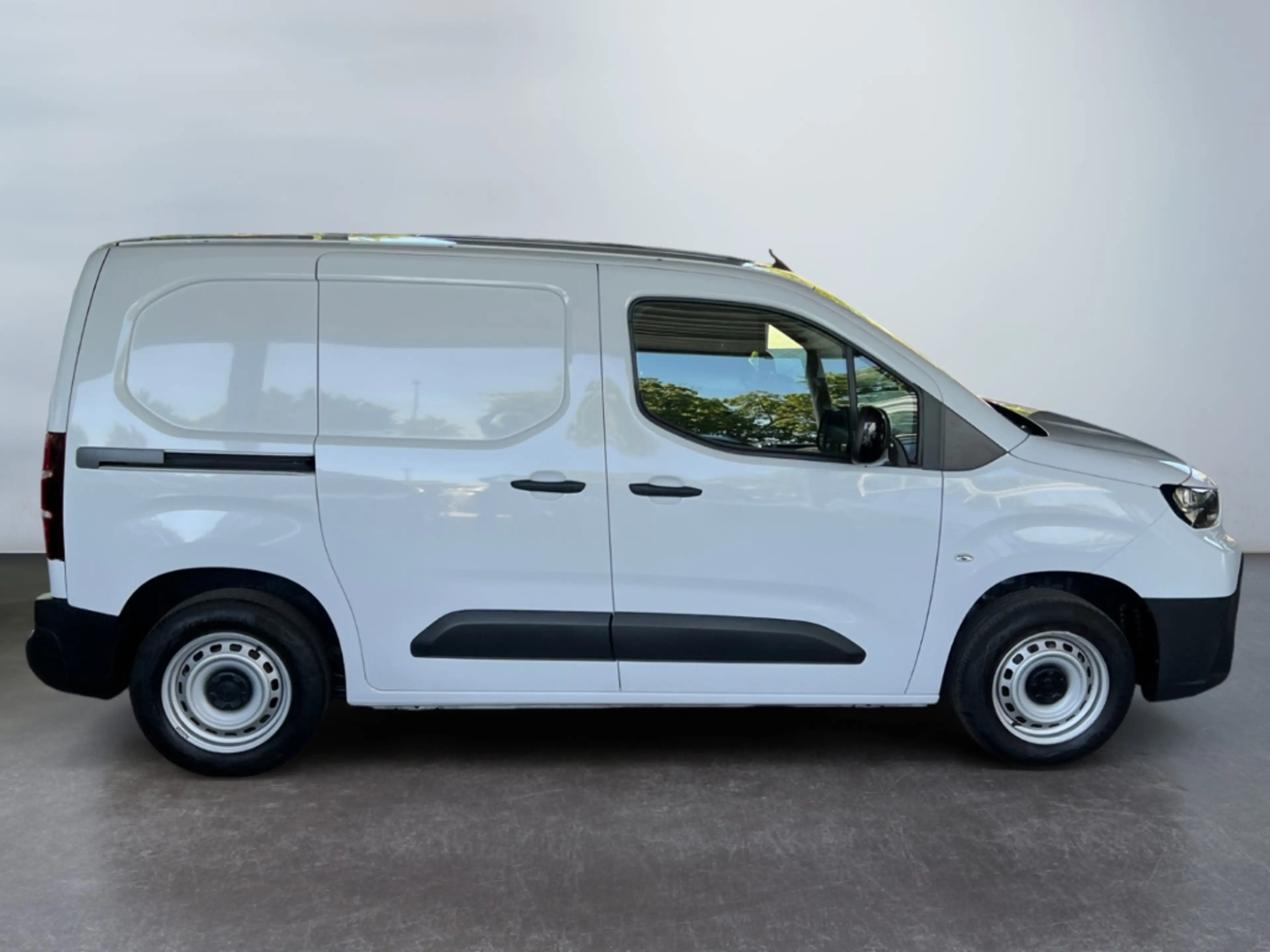 Toyota Proace City 1.5 D-4D L1 Meister *Navi*CarPlay*CAM* — photo 10