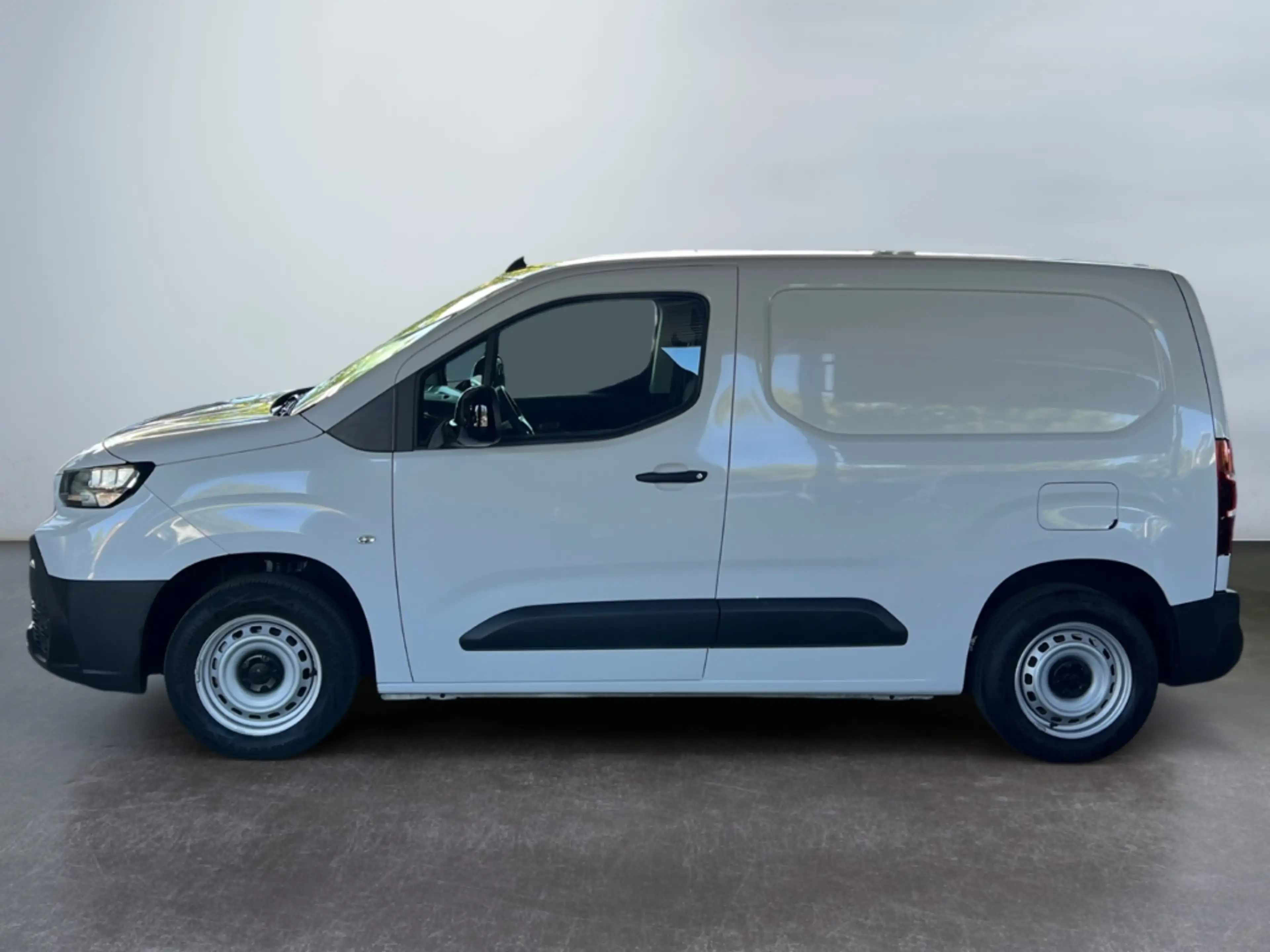 Toyota Proace City 1.5 D-4D L1 Meister *Navi*CarPlay*CAM* — photo 5