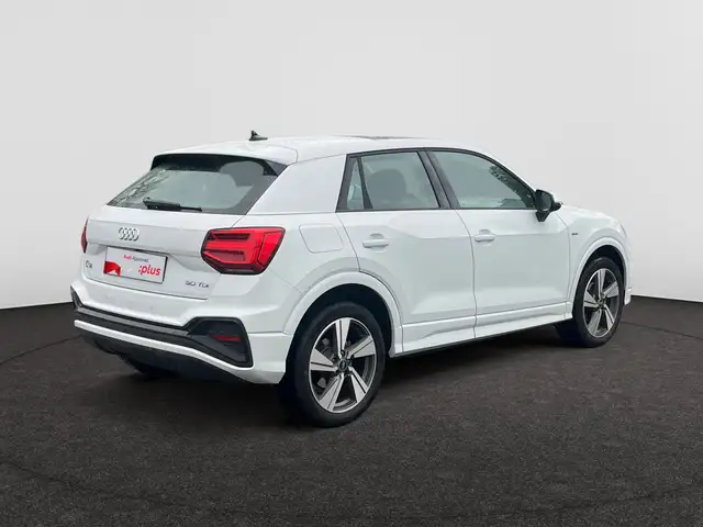 Audi Q2 view 2