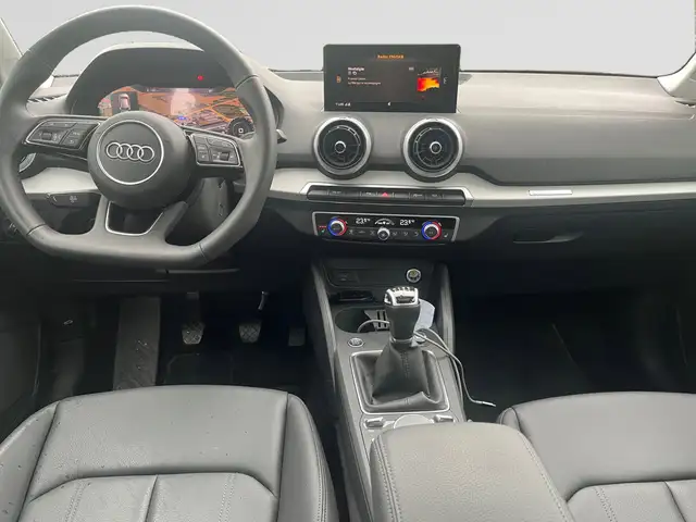 Audi Q2 view 5