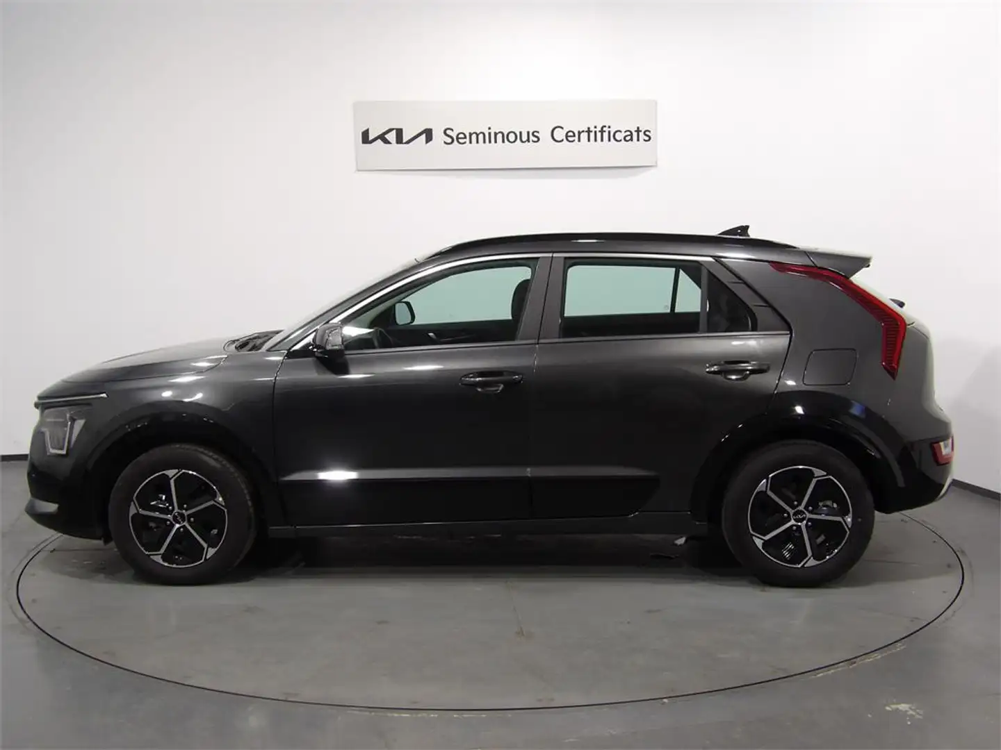 Kia Niro 1.6 HEV Drive 141 - 2