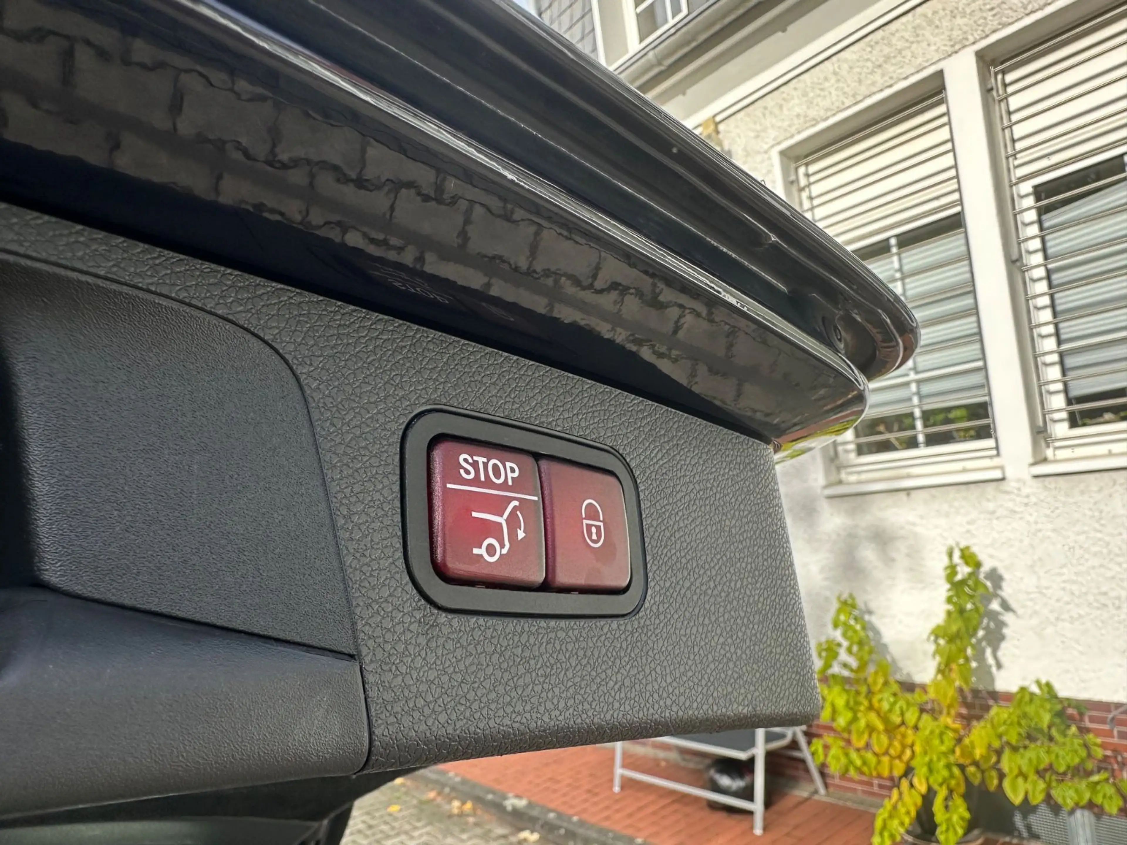 Mercedes-Benz E 220 E T-Modell E 220 d 4Matic All-Terrain — photo 12