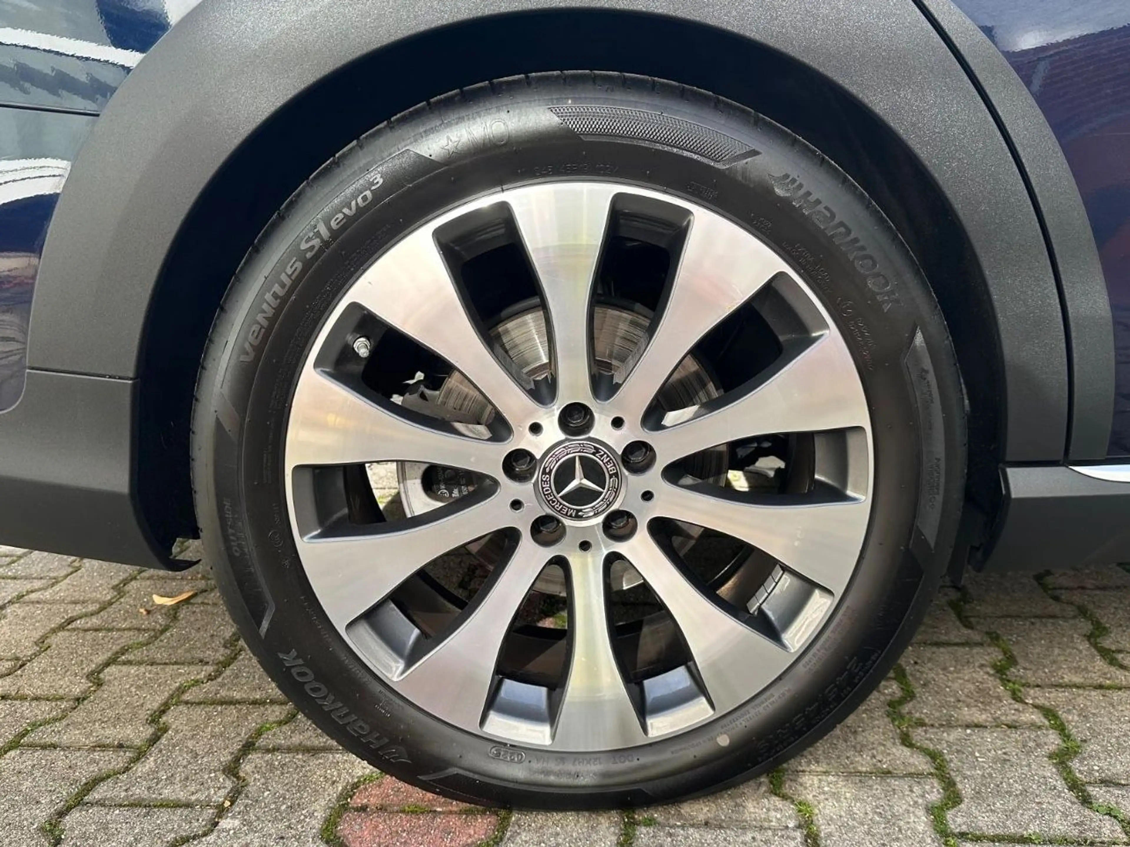 Mercedes-Benz E 220 E T-Modell E 220 d 4Matic All-Terrain — photo 9