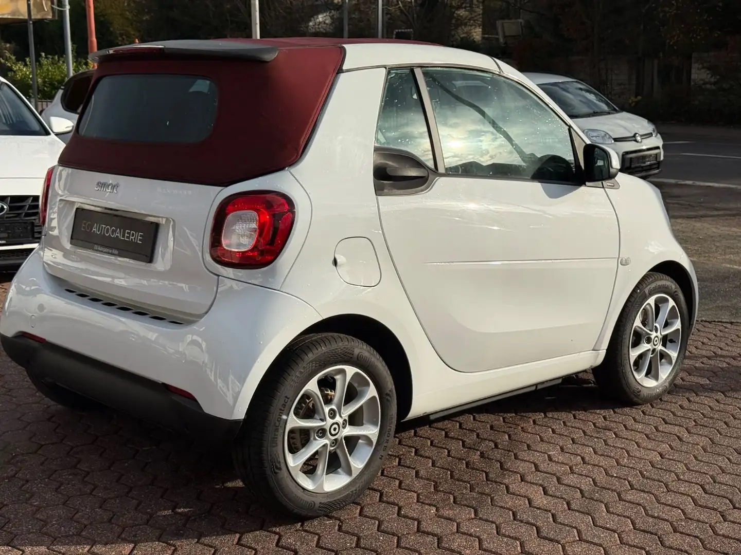 smart forTwo Cabrio *90PS*Scheckheft*Autom.*2.Hand Blanc - 2