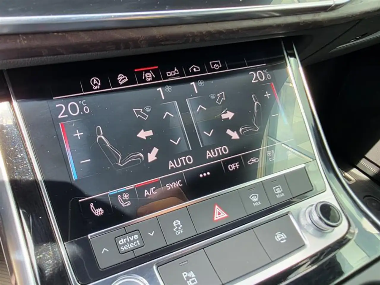 Audi Q8 photo Audi Q8