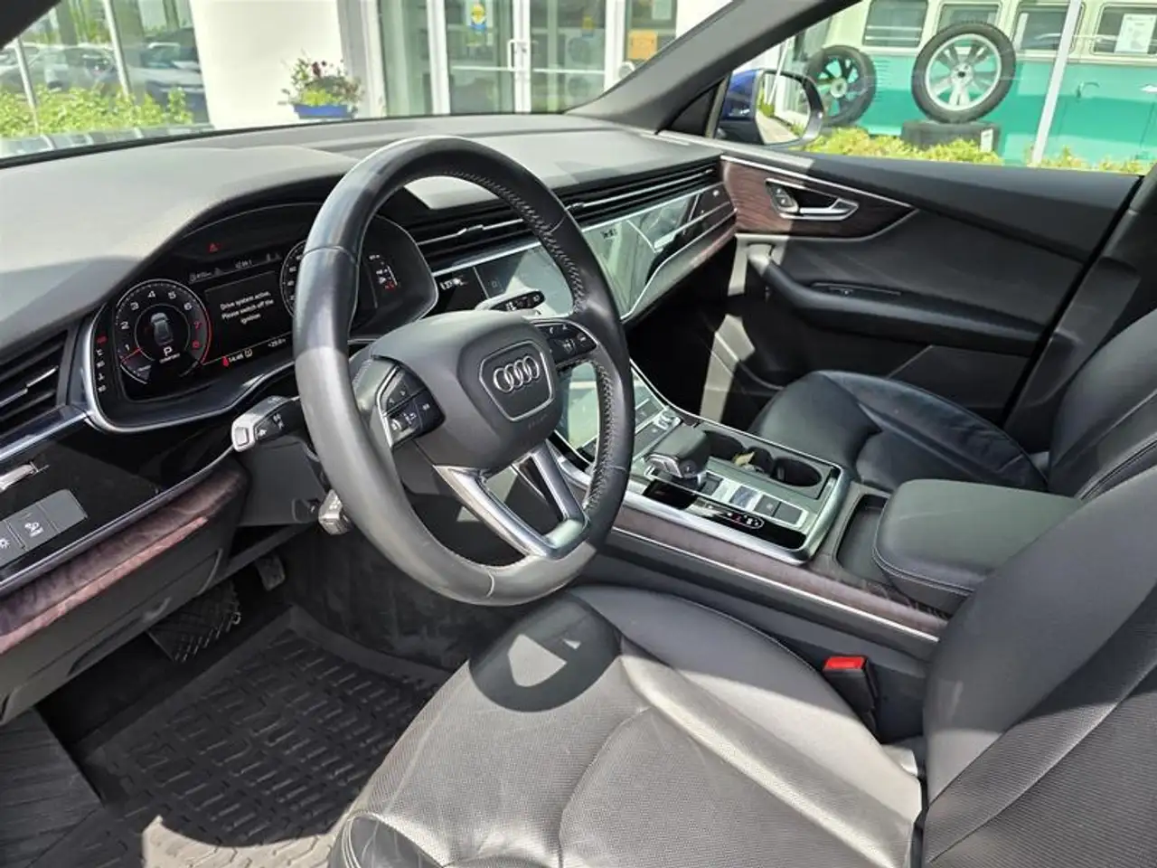 Audi Q8 photo Audi Q8