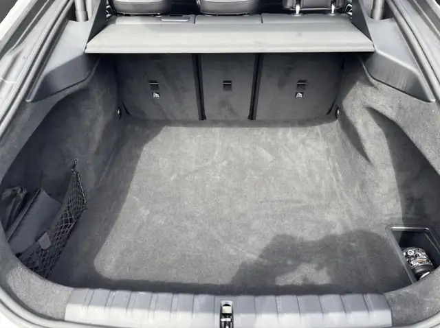BMW 4 Series view 6