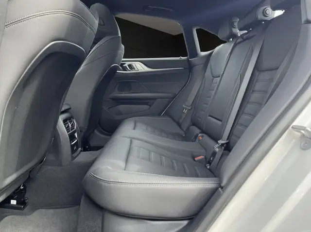 BMW 4 Series view 5