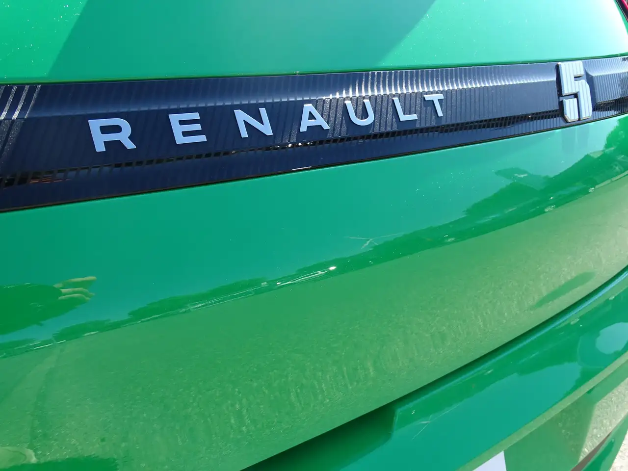 Renault R 5 2026 — фото 26