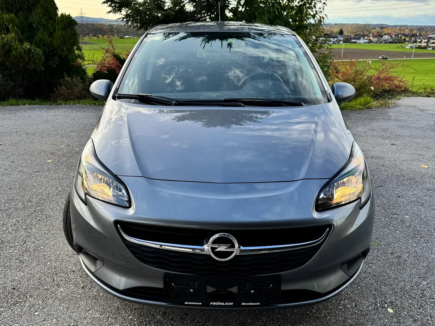 Opel Corsa 1,4 - Service + Pickerl vor 500 KM NEU. Grau - 2