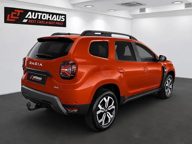 Dacia Duster view 6