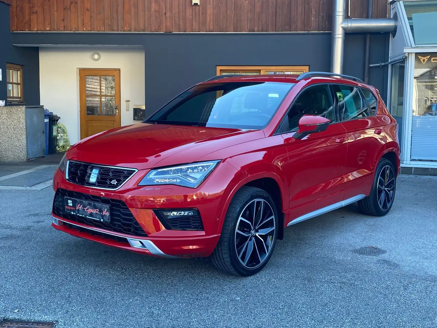 SEAT Ateca FR 4Drive +AHK+Standheiz.+ACC+NAV+Parklenk Rot - 1