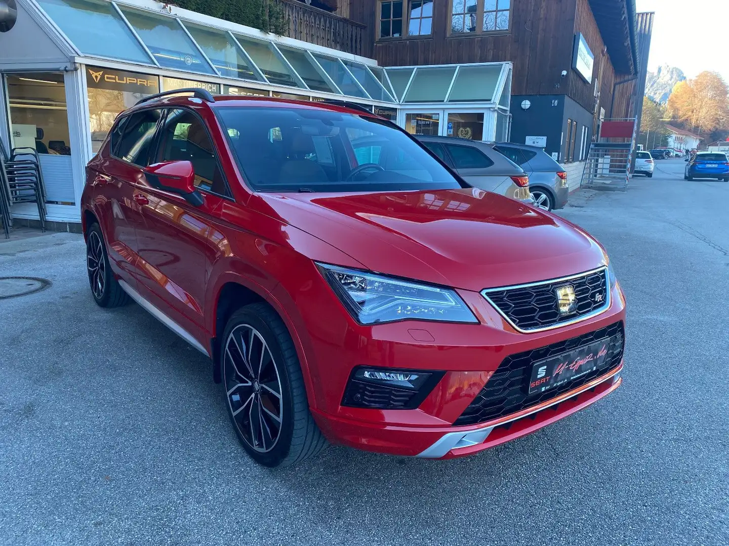 SEAT Ateca FR 4Drive +AHK+Standheiz.+ACC+NAV+Parklenk Rot - 2