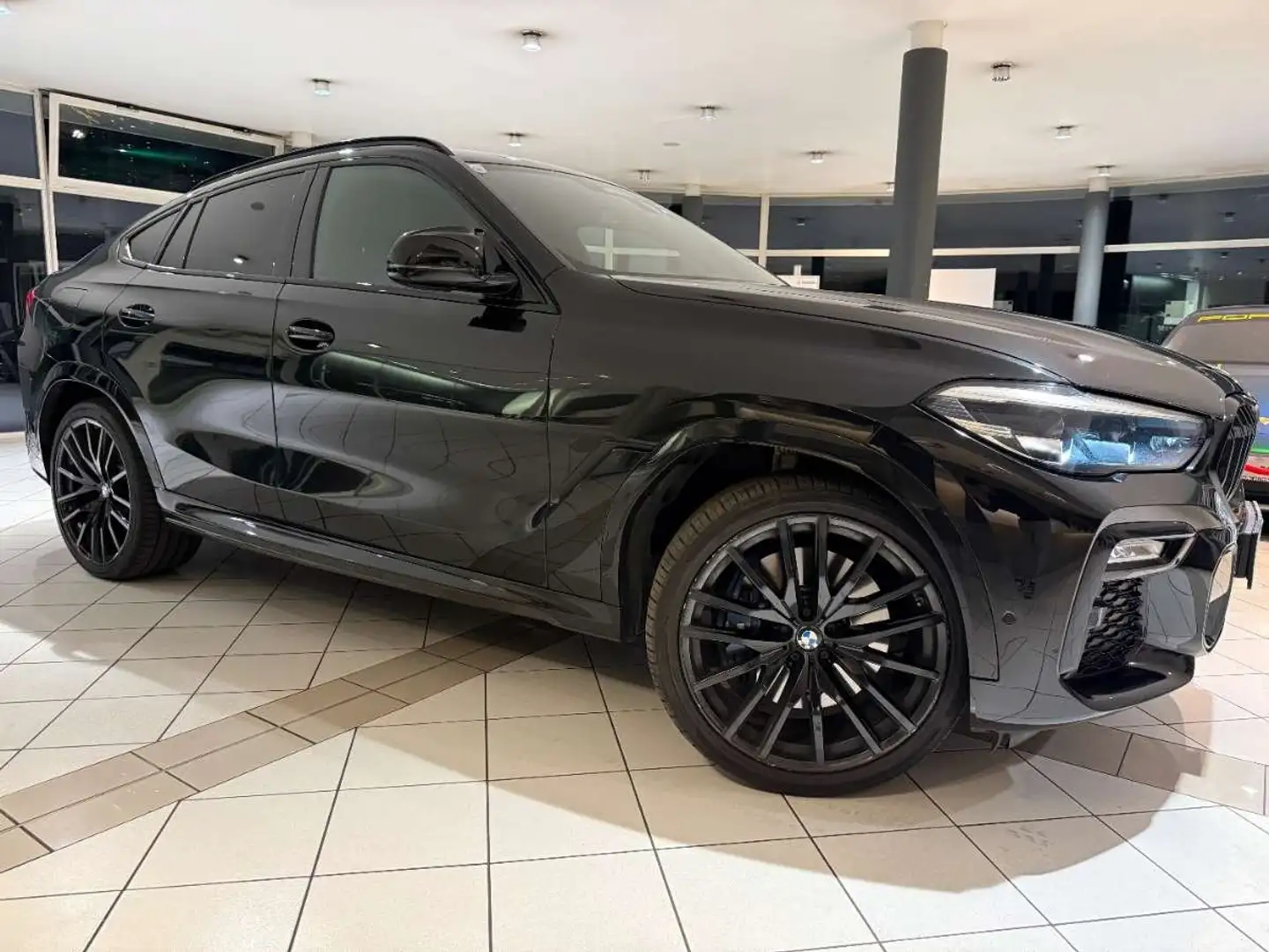BMW X6 xDrive 40 d M Sport Noir - 1