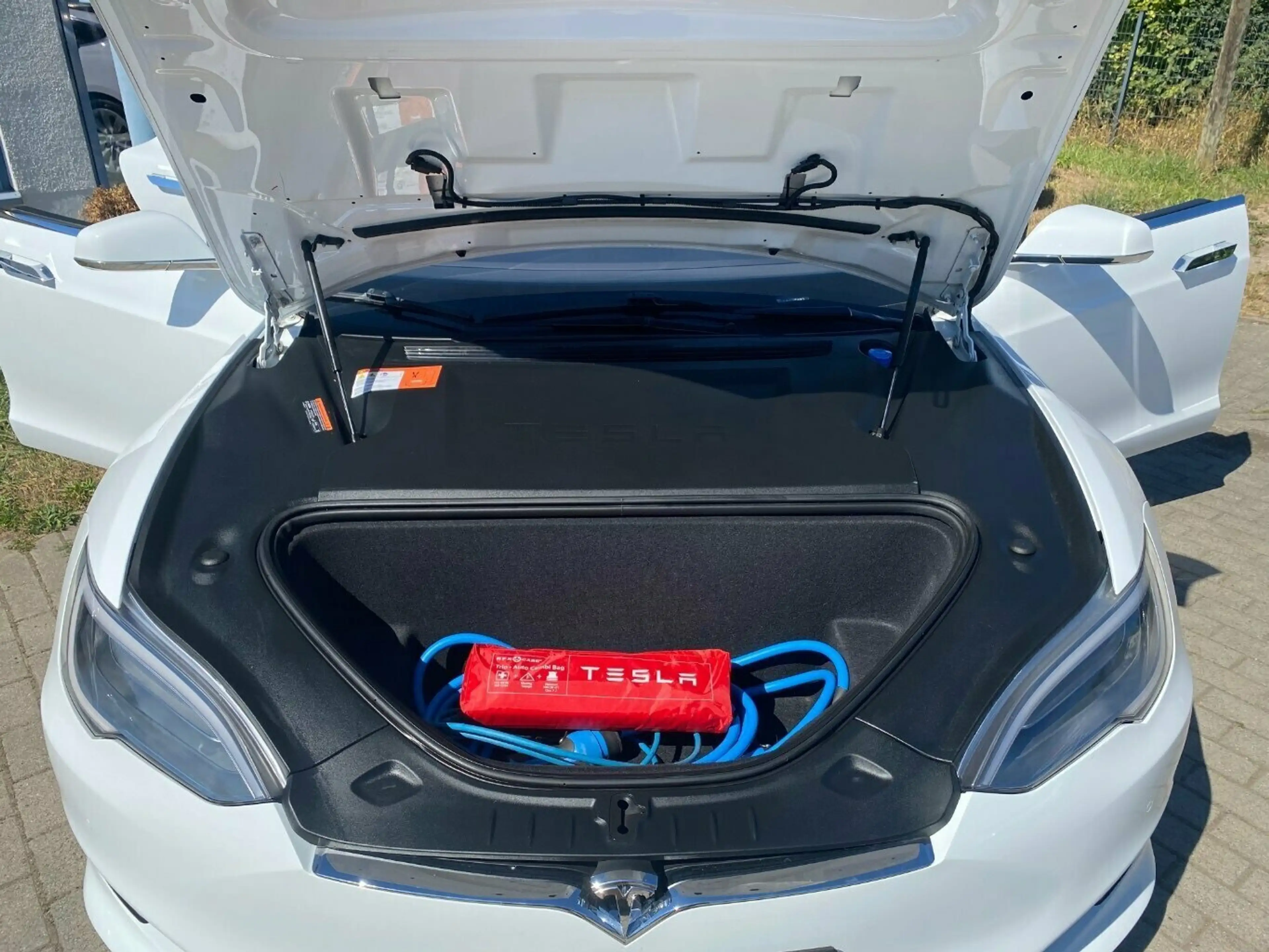 Tesla Model S 75 FreeSupercharger*CCS Adapter*Sitzh.*Autopilot*L — photo 11