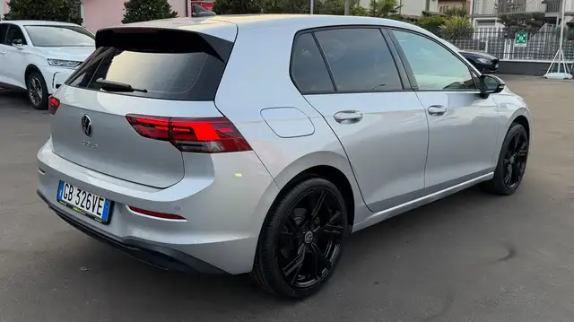 Volkswagen Golf view 8