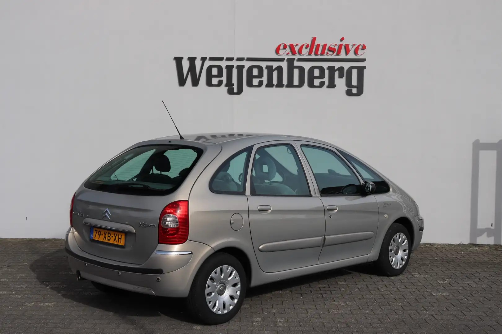 Citroen Xsara Picasso 1.6i-16V Nieuwe APK Weinig KM's Cruise/AC Beige - 2