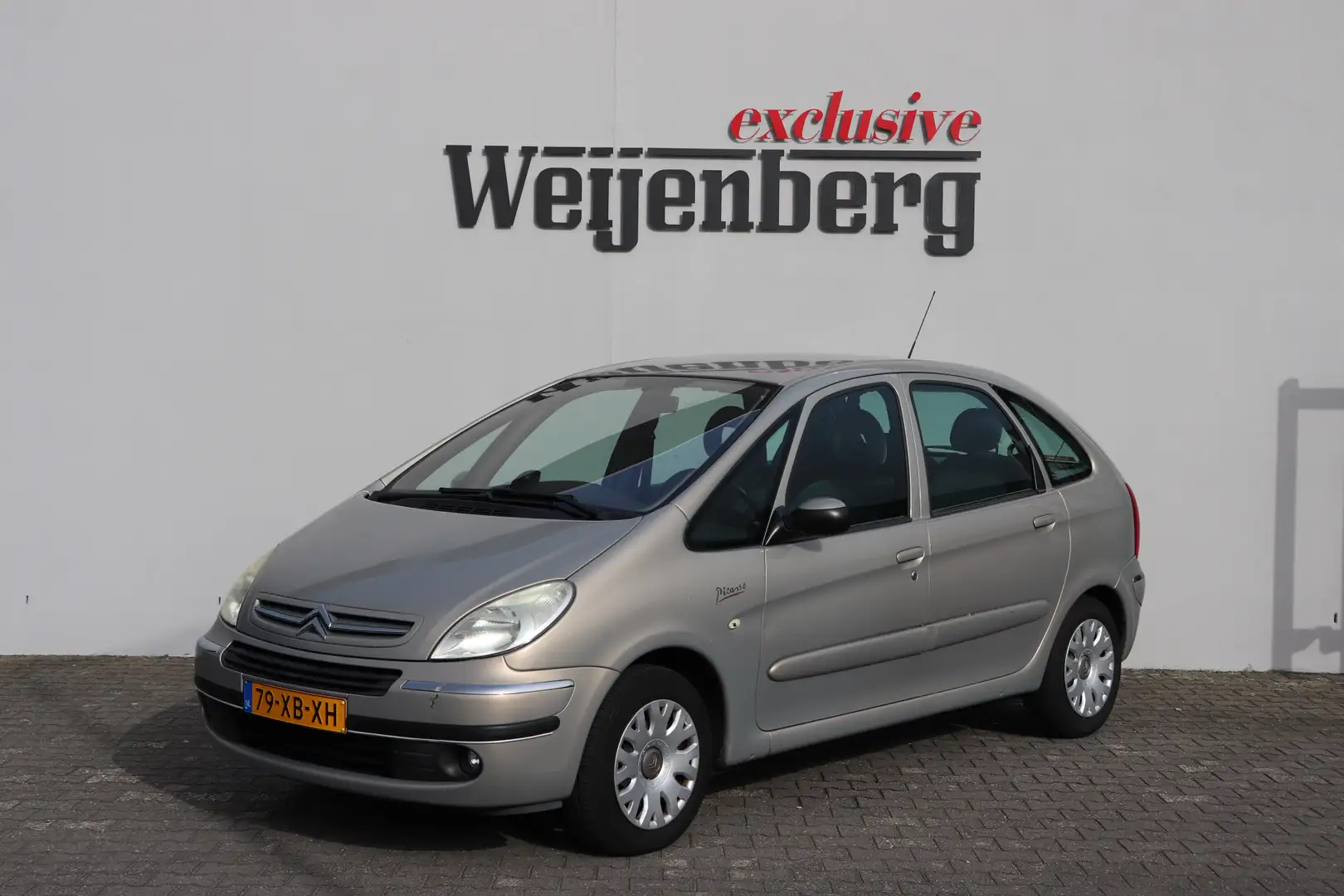 Citroen Xsara Picasso 1.6i-16V Nieuwe APK Weinig KM's Cruise/AC Beige - 1