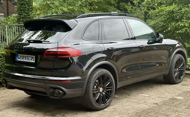 Porsche Cayenne Facelift Panorama | 21 Zoll sportpakket