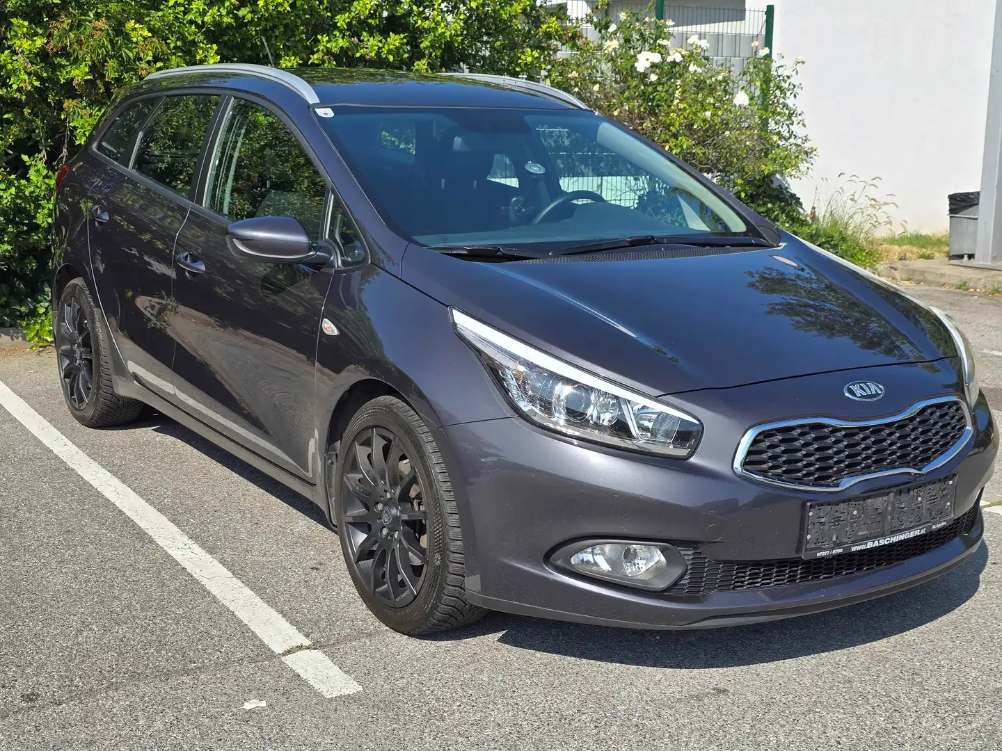 Kia Ceed SW / cee'd SW 1,6 GDI CVVT Dynamic Pro Grau - 1