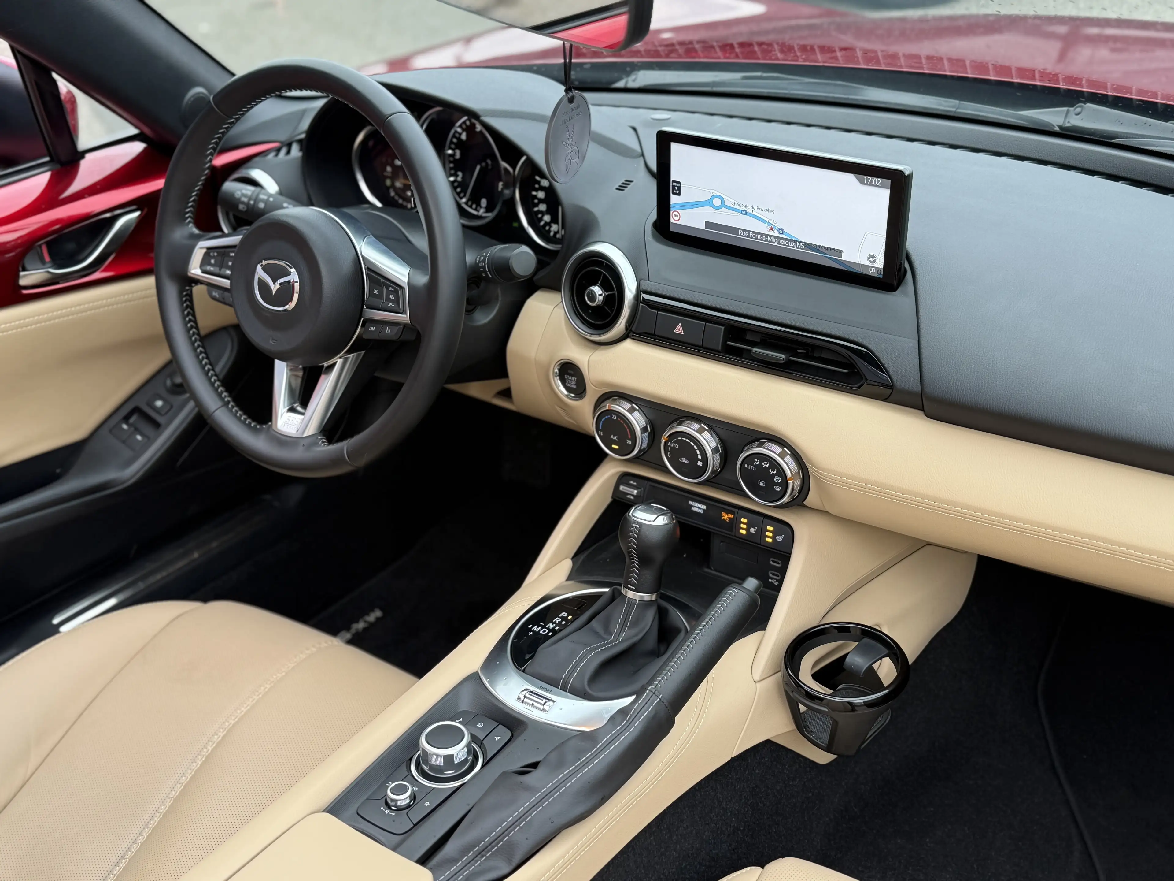 Mazda MX-5 RF 2.0i Skyactiv-G Kazari GPS CAMERA BOSE CUIR FUL — photo 13
