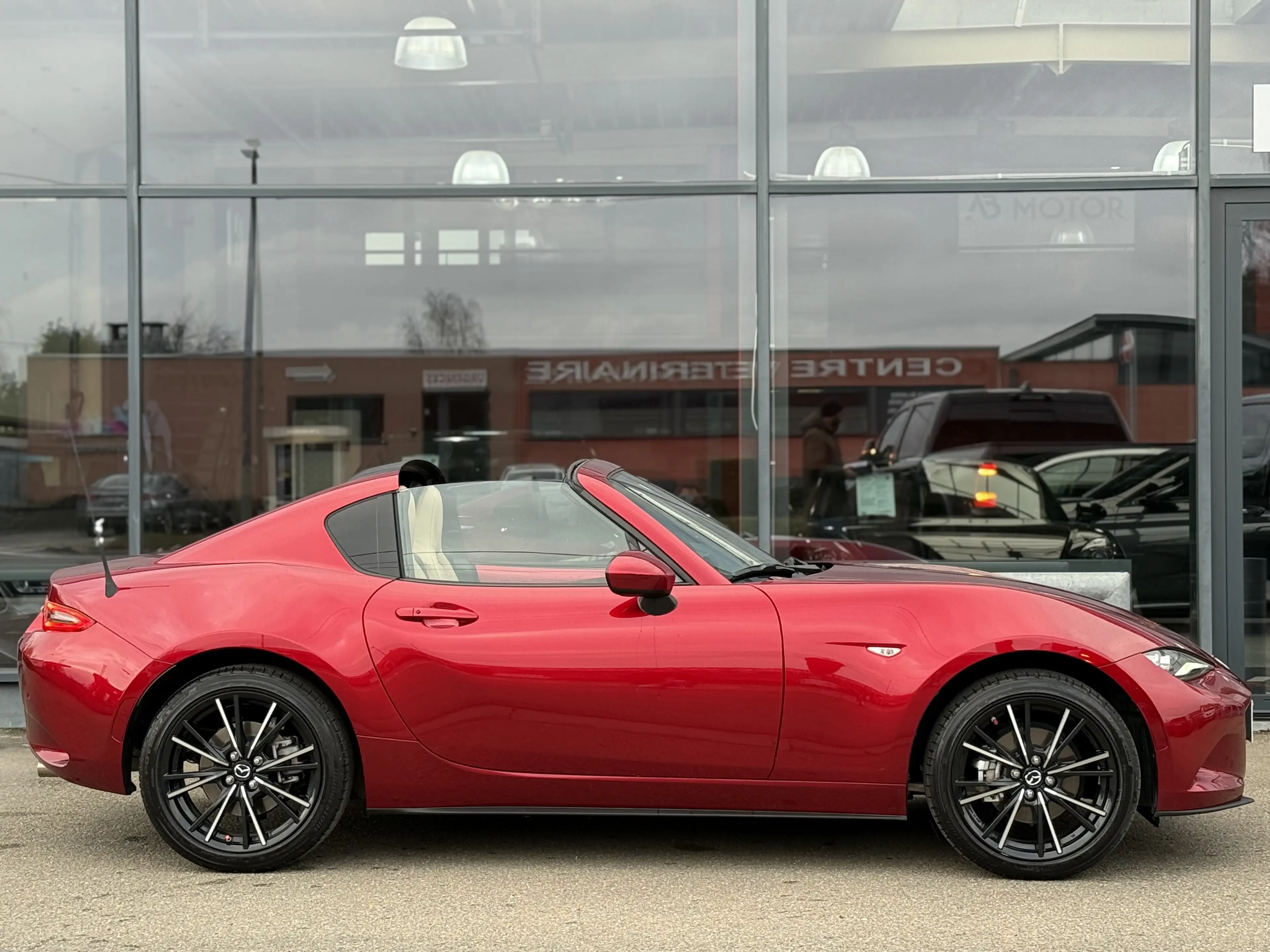 Mazda MX-5 RF 2.0i Skyactiv-G Kazari GPS CAMERA BOSE CUIR FUL — photo 4