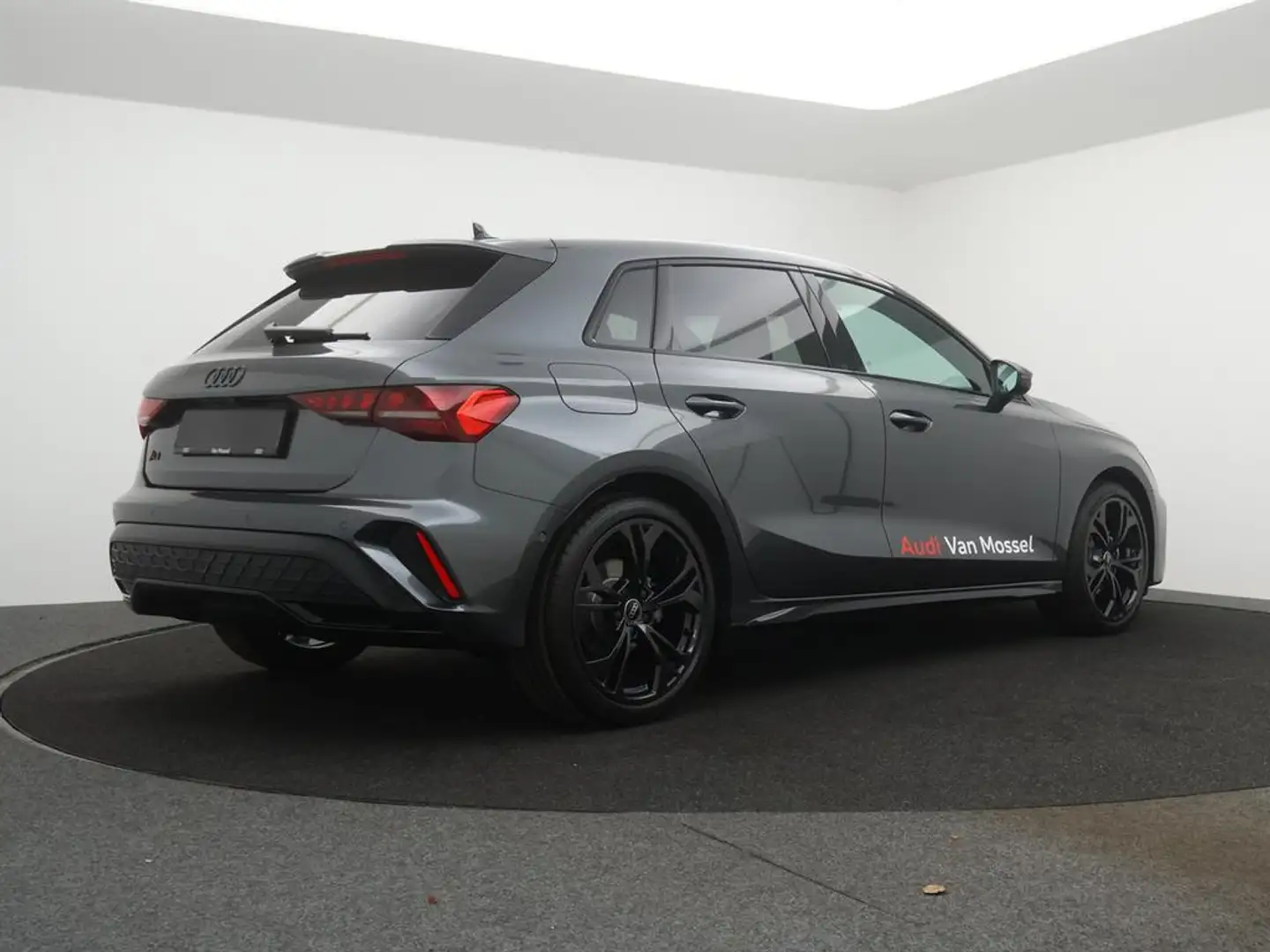 Audi A3 Sportback Audi A3 Sportback 35 TDI 110(150) kW(pk) S tronic / Demo Grau - 2