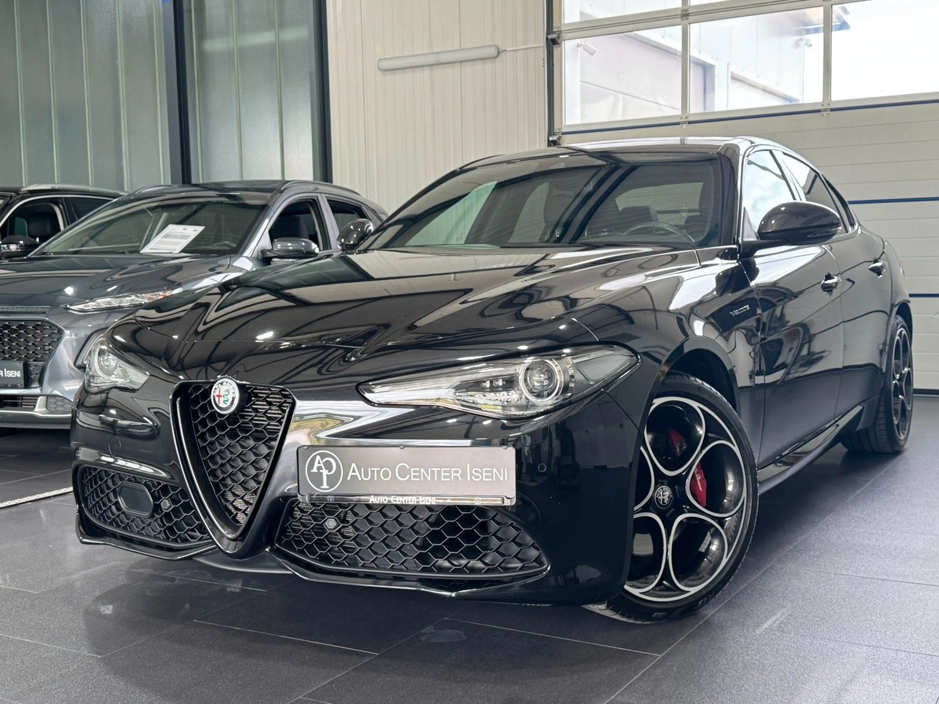 Alfa Romeo Giulia Veloce Q4| SHZ | SH| S-SITZE |APPLE-CAR|
