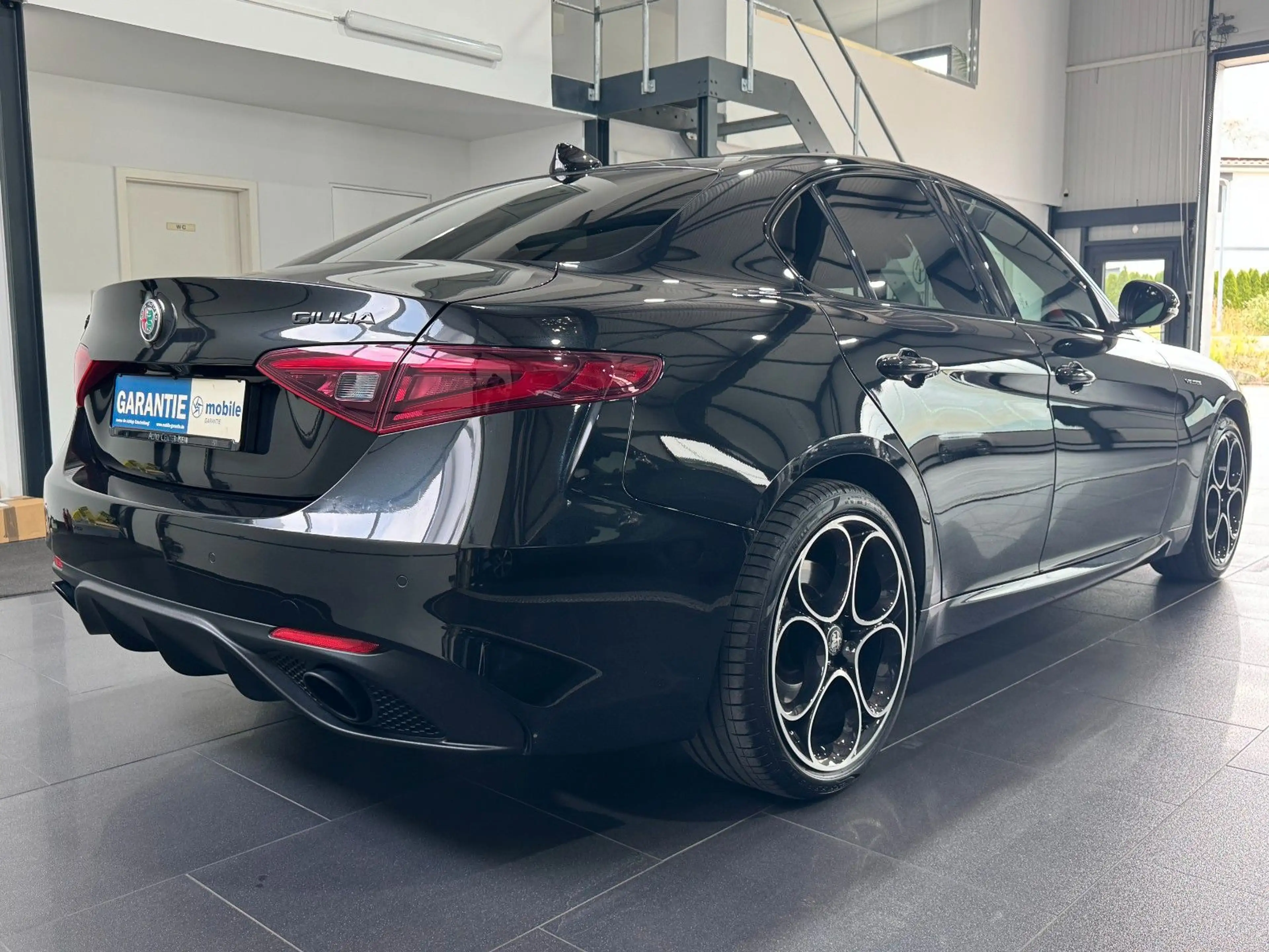 Alfa Romeo Giulia Veloce Q4| SHZ | SH| S-SITZE |APPLE-CAR| — photo 4