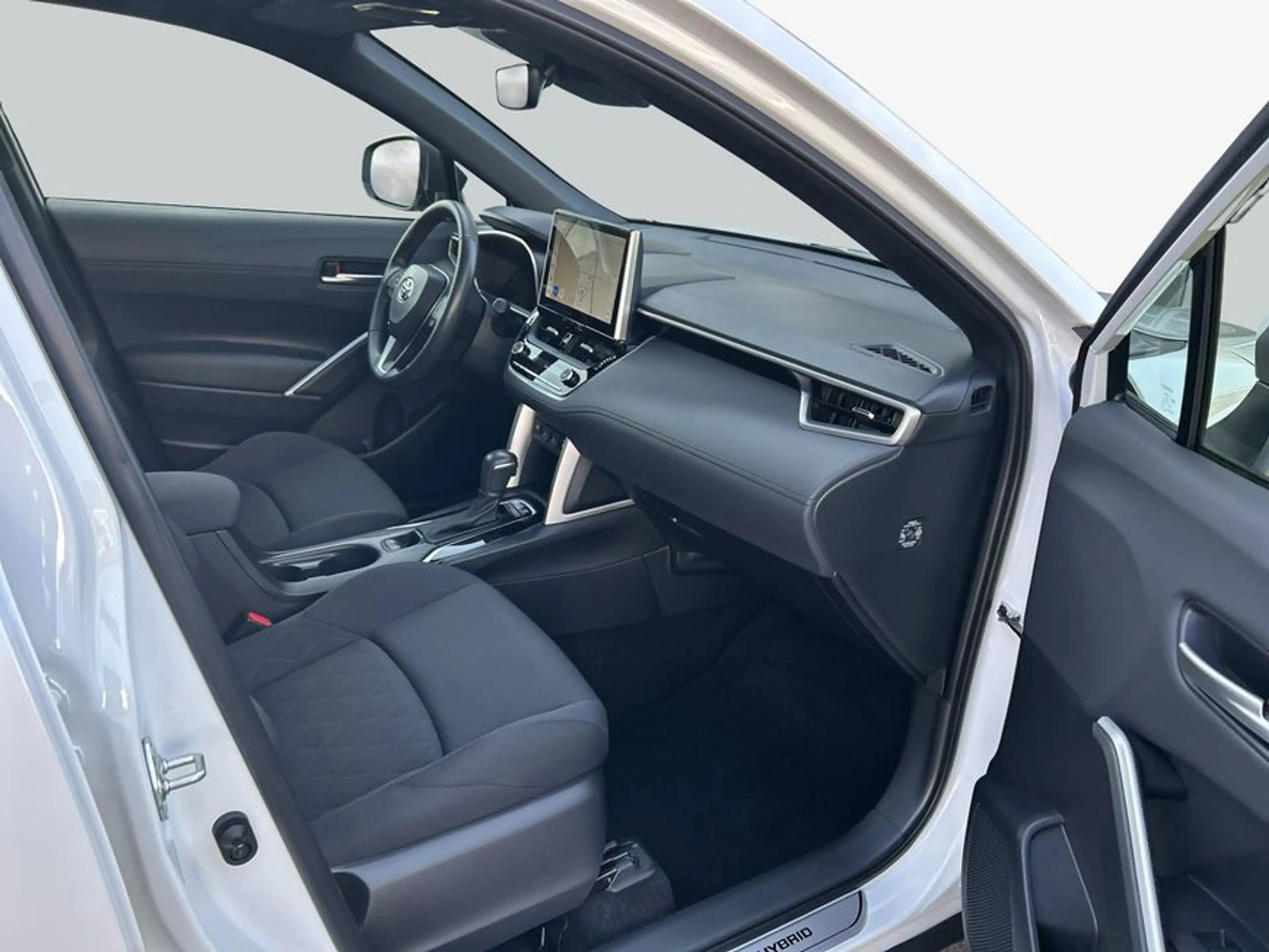 Toyota Corolla Cross Hybrid 2.0 VVT-i Team D — photo 12