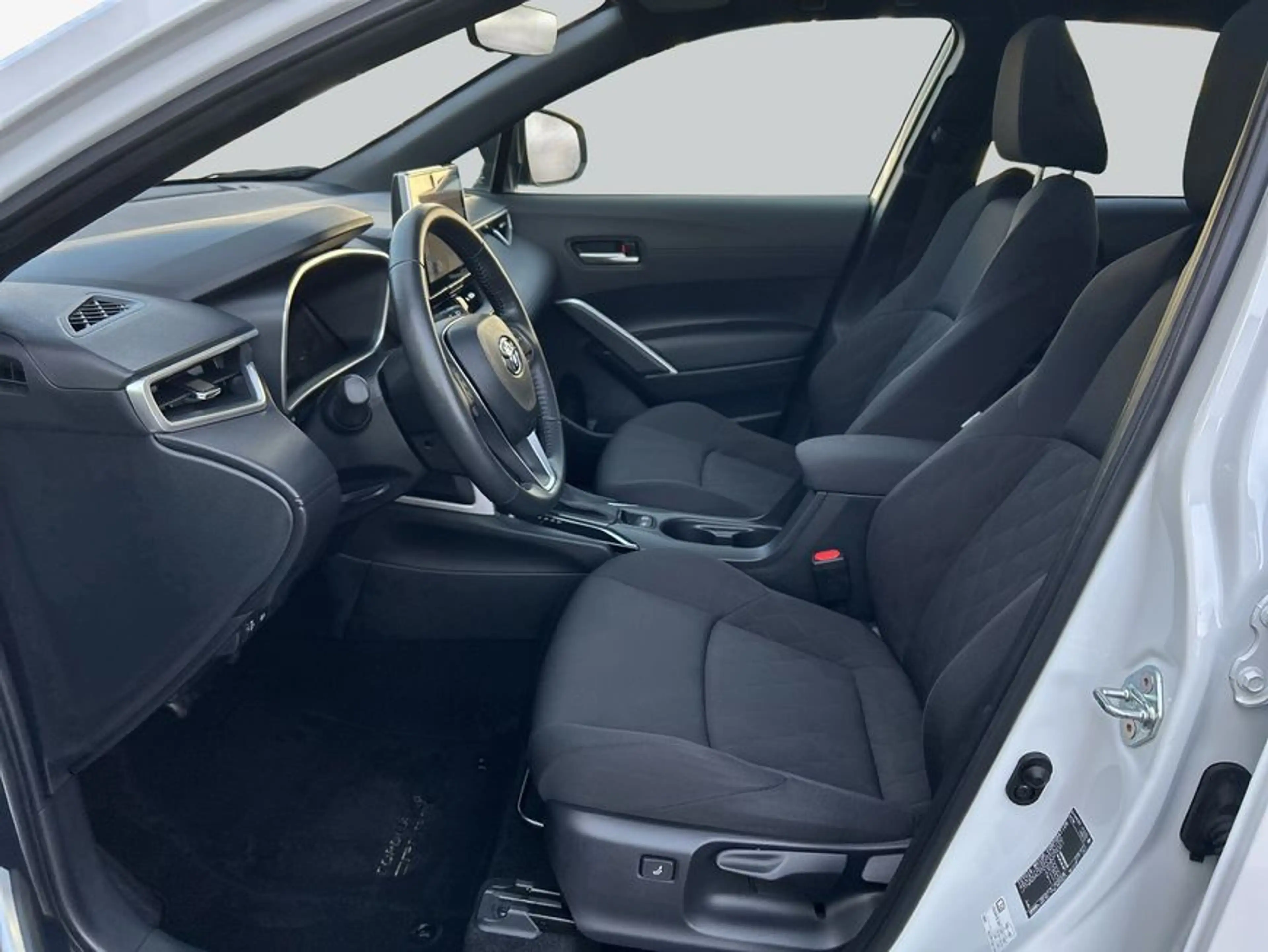 Toyota Corolla Cross Hybrid 2.0 VVT-i Team D — photo 10