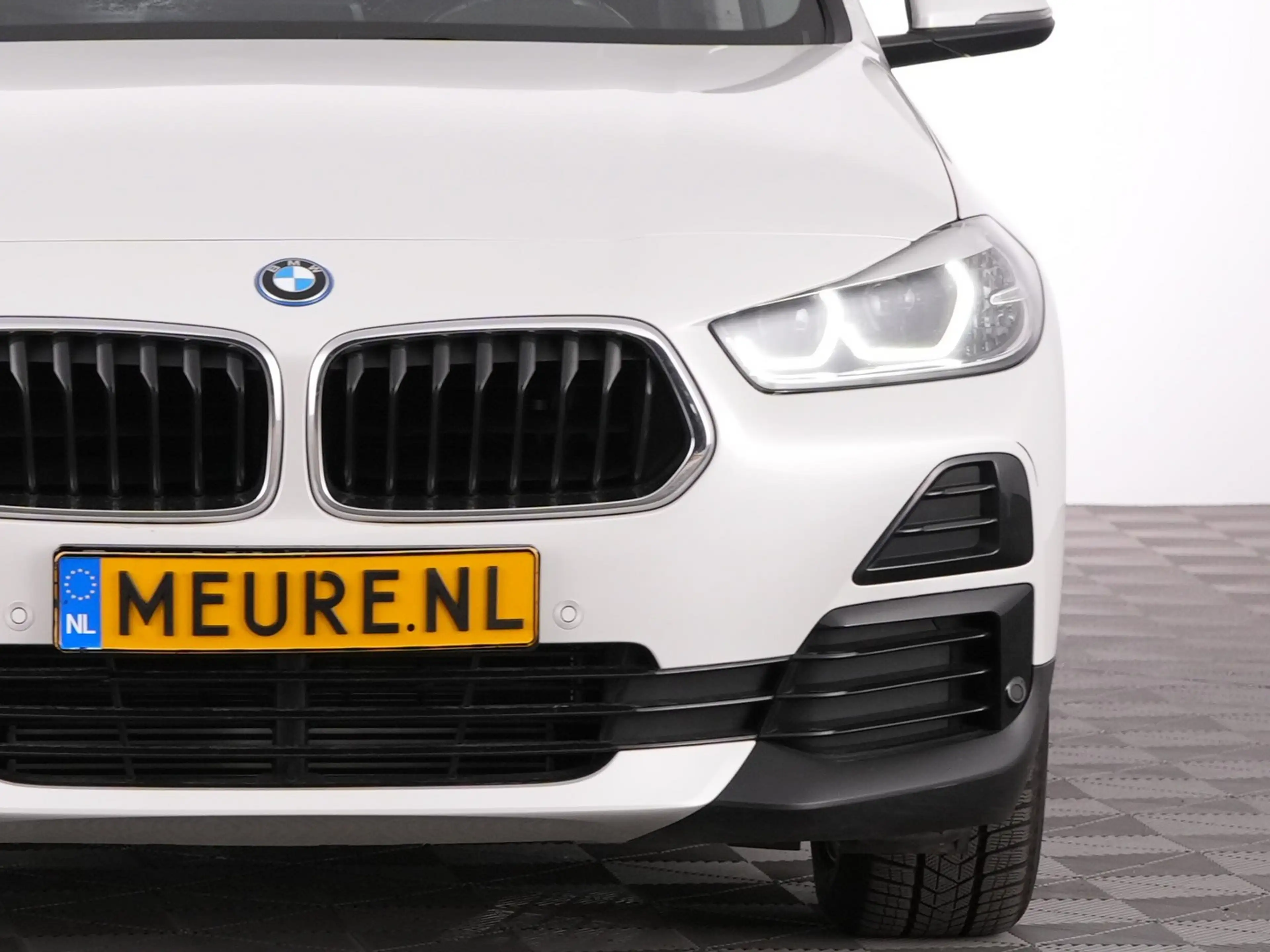 BMW X2 xDrive25e | LEDER | Head-Up | NAVI | CAMERA — photo 21