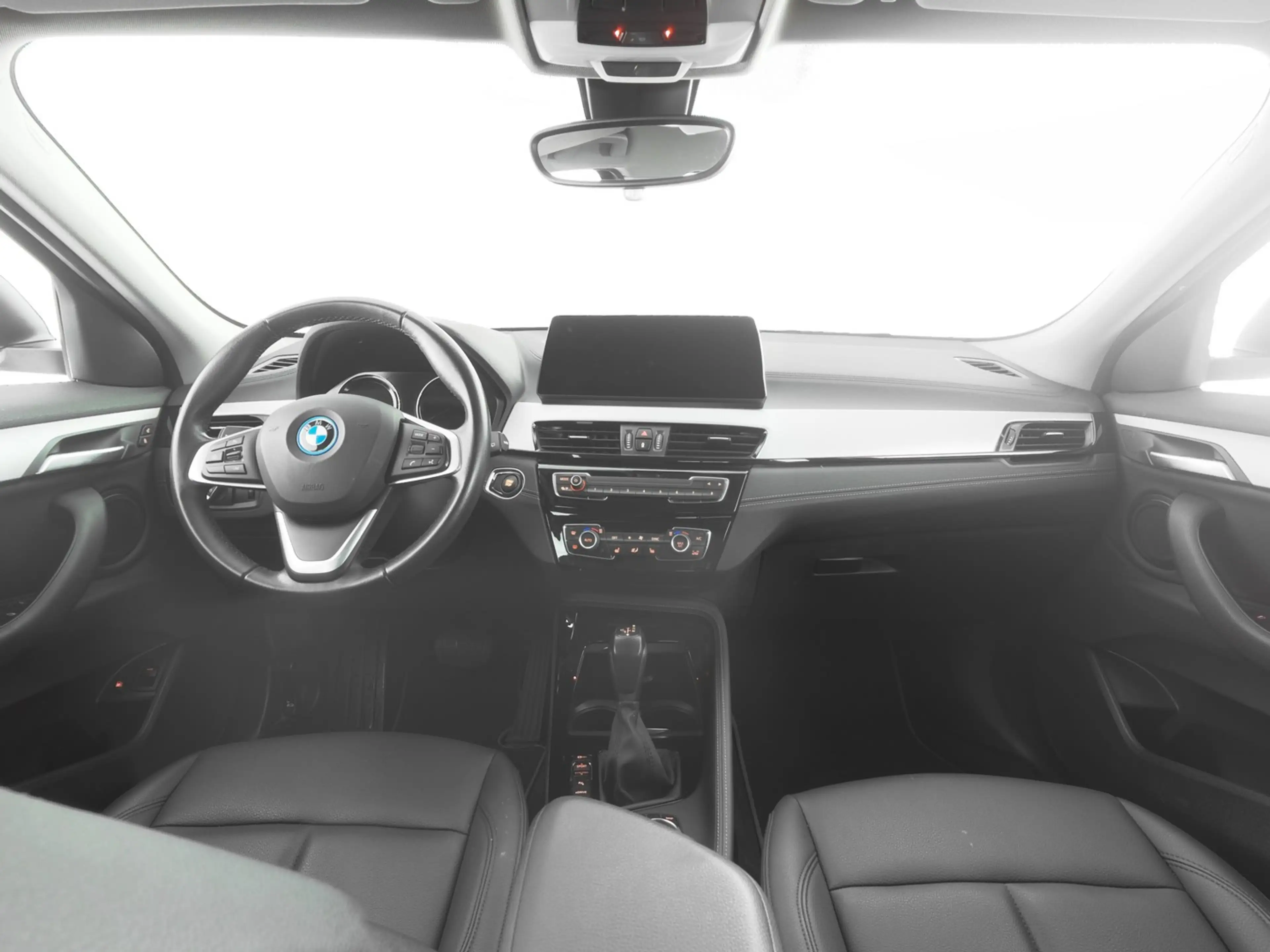 BMW X2 xDrive25e | LEDER | Head-Up | NAVI | CAMERA — photo 3
