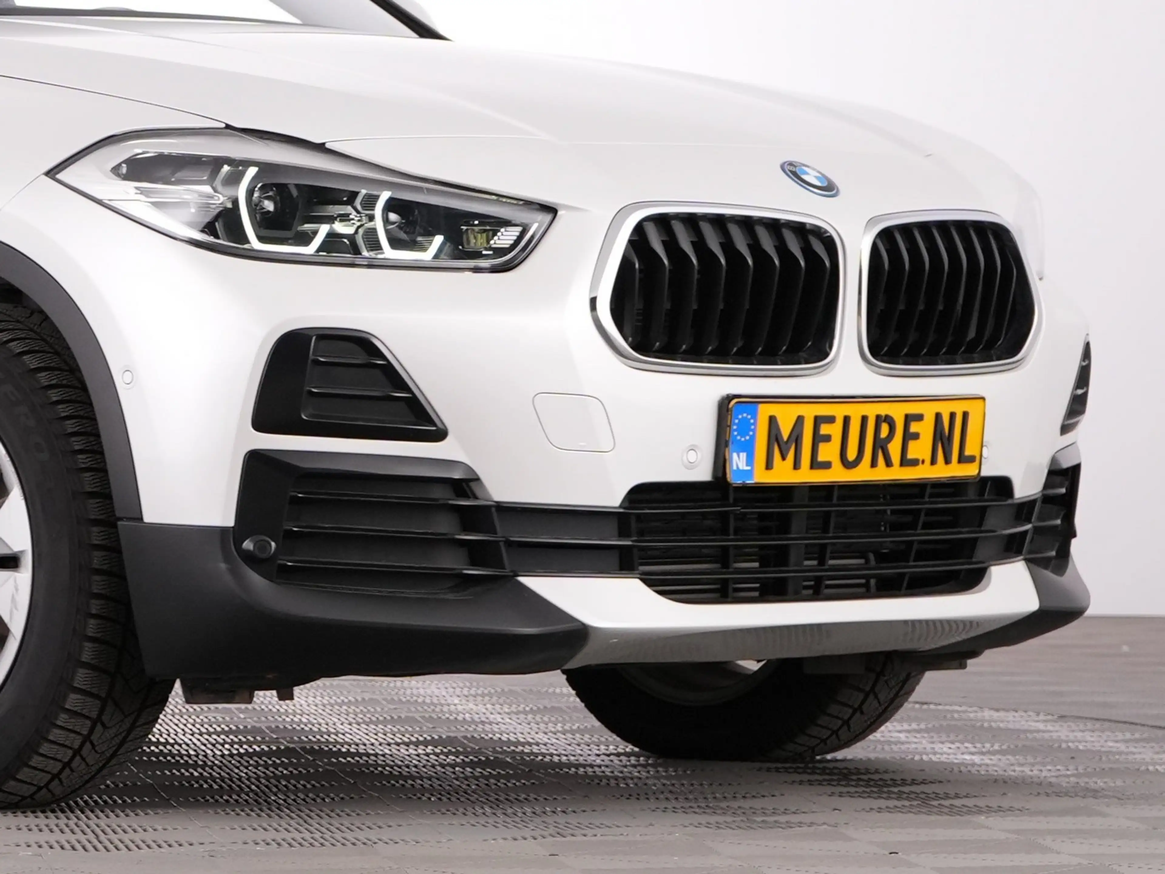 BMW X2 xDrive25e | LEDER | Head-Up | NAVI | CAMERA — photo 34