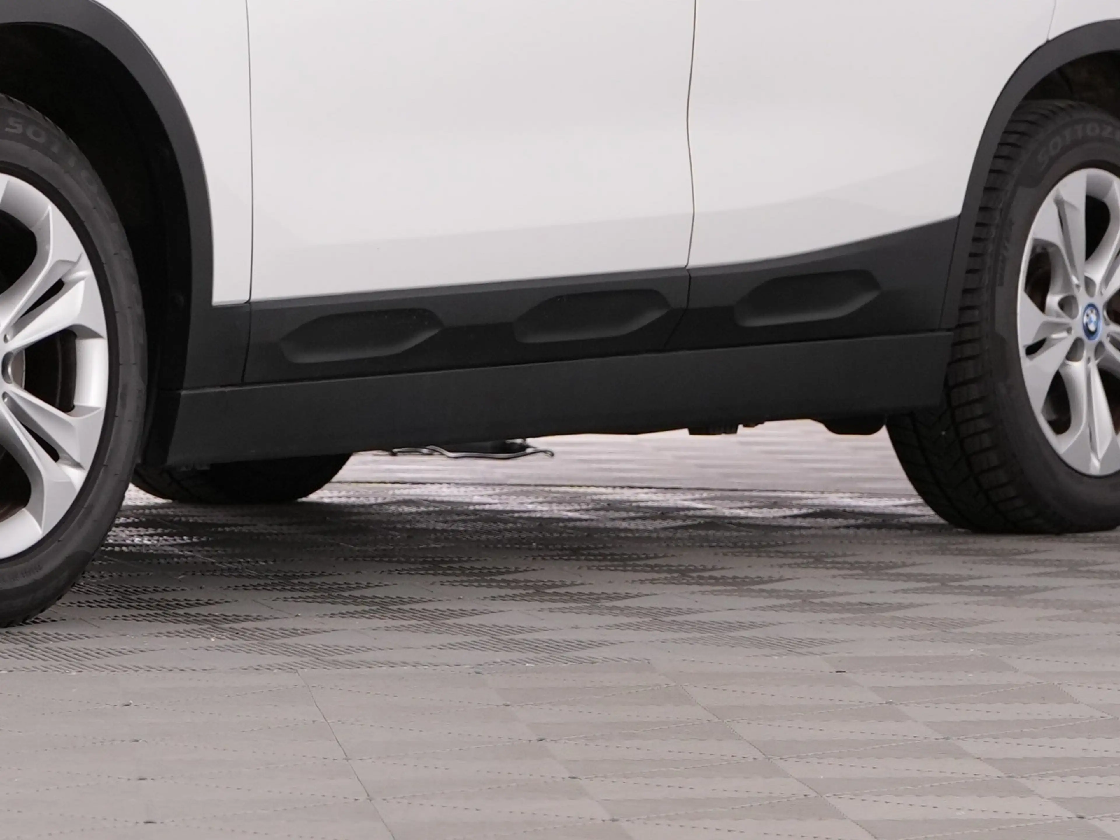 BMW X2 xDrive25e | LEDER | Head-Up | NAVI | CAMERA — photo 42