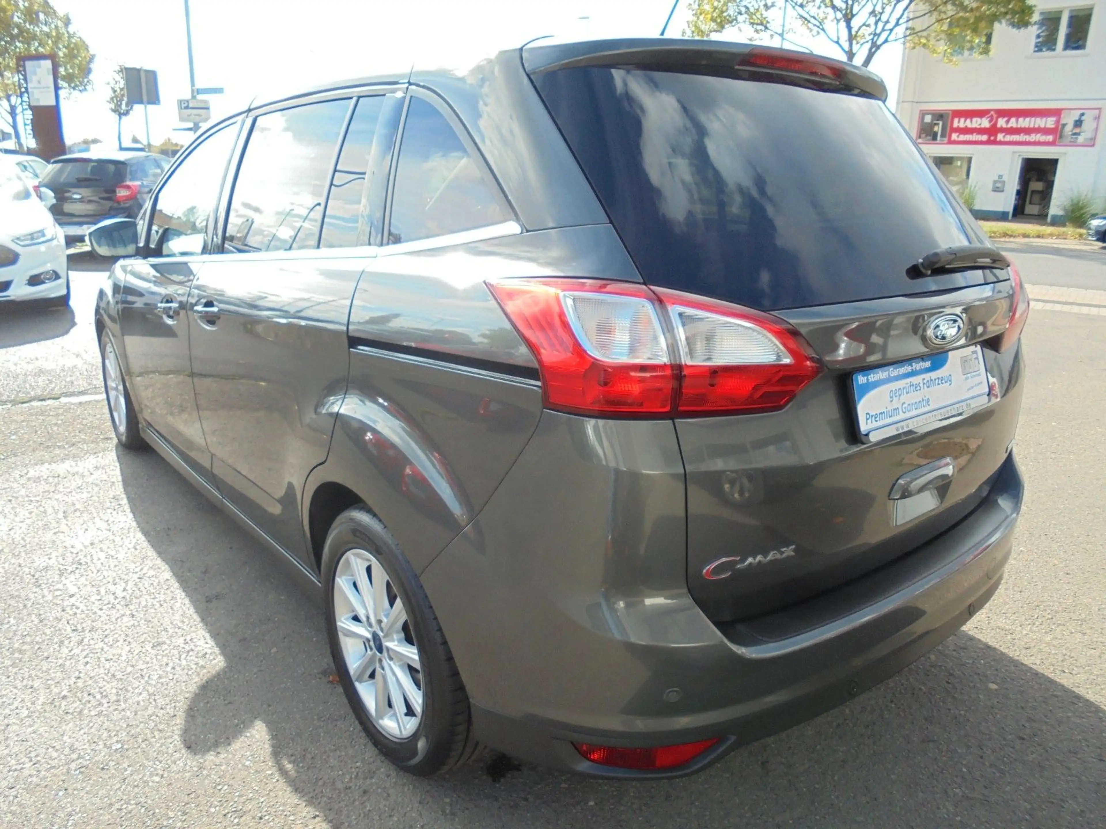Ford Grand C-Max Titanium — photo 4
