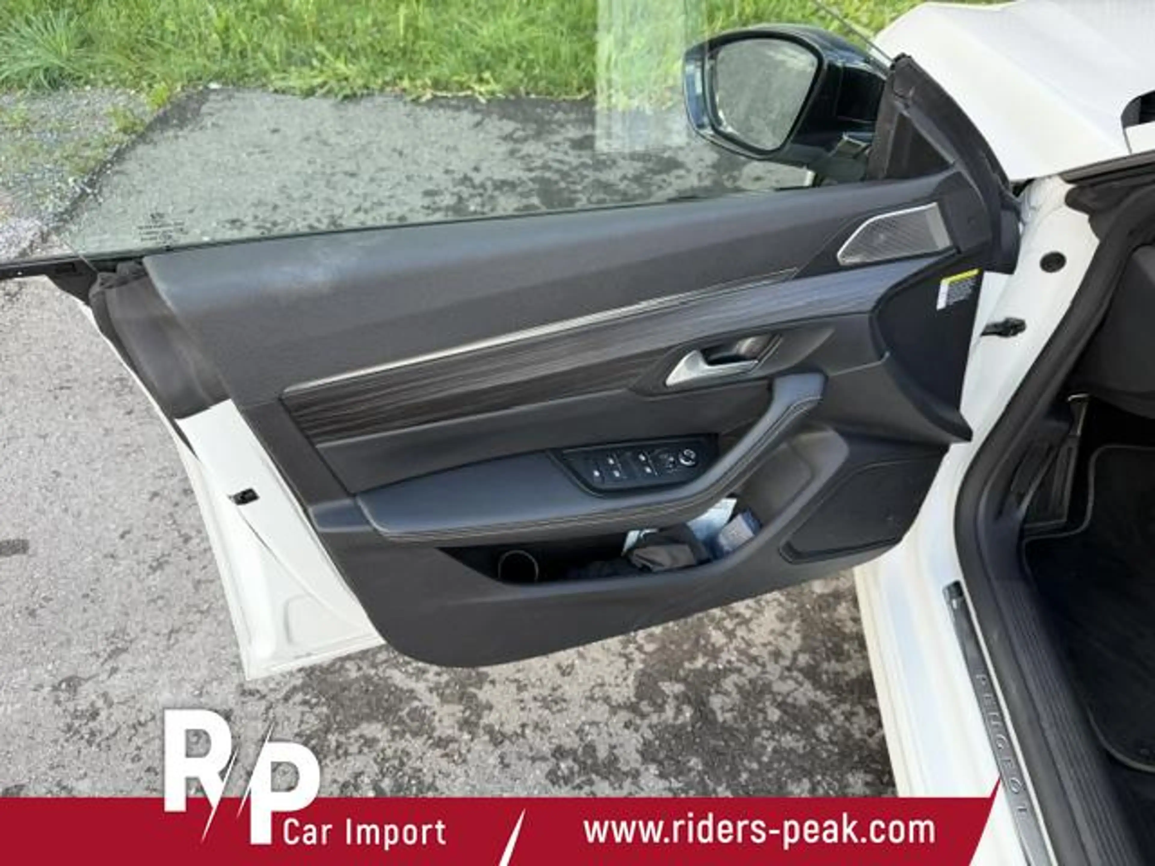 Peugeot 508 SW Hybrid 225 GT/PANO/AHK/8-FACH/VOLLAUSSTATTUN... — photo 12