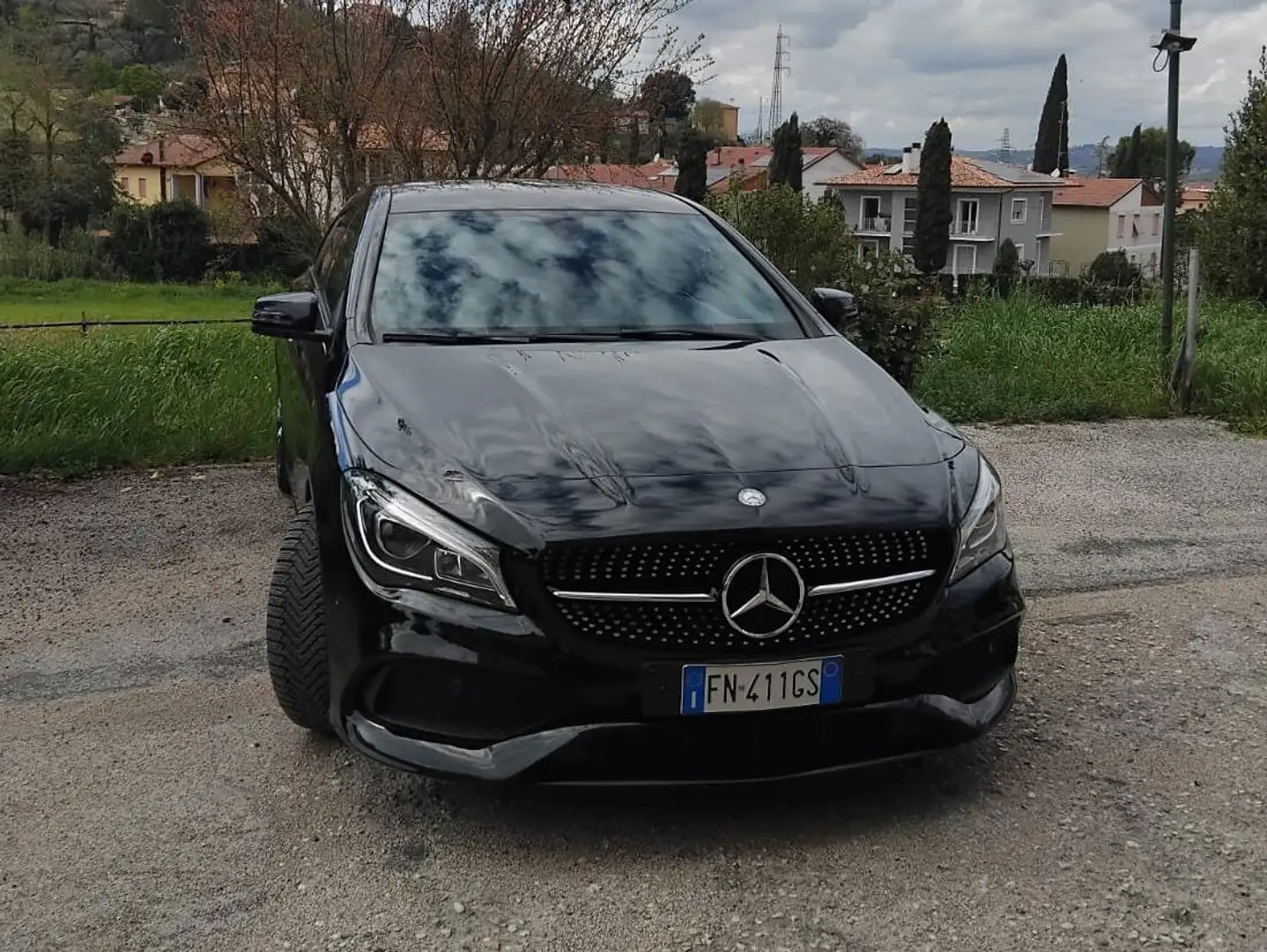 Mercedes-Benz 208 Black - 1