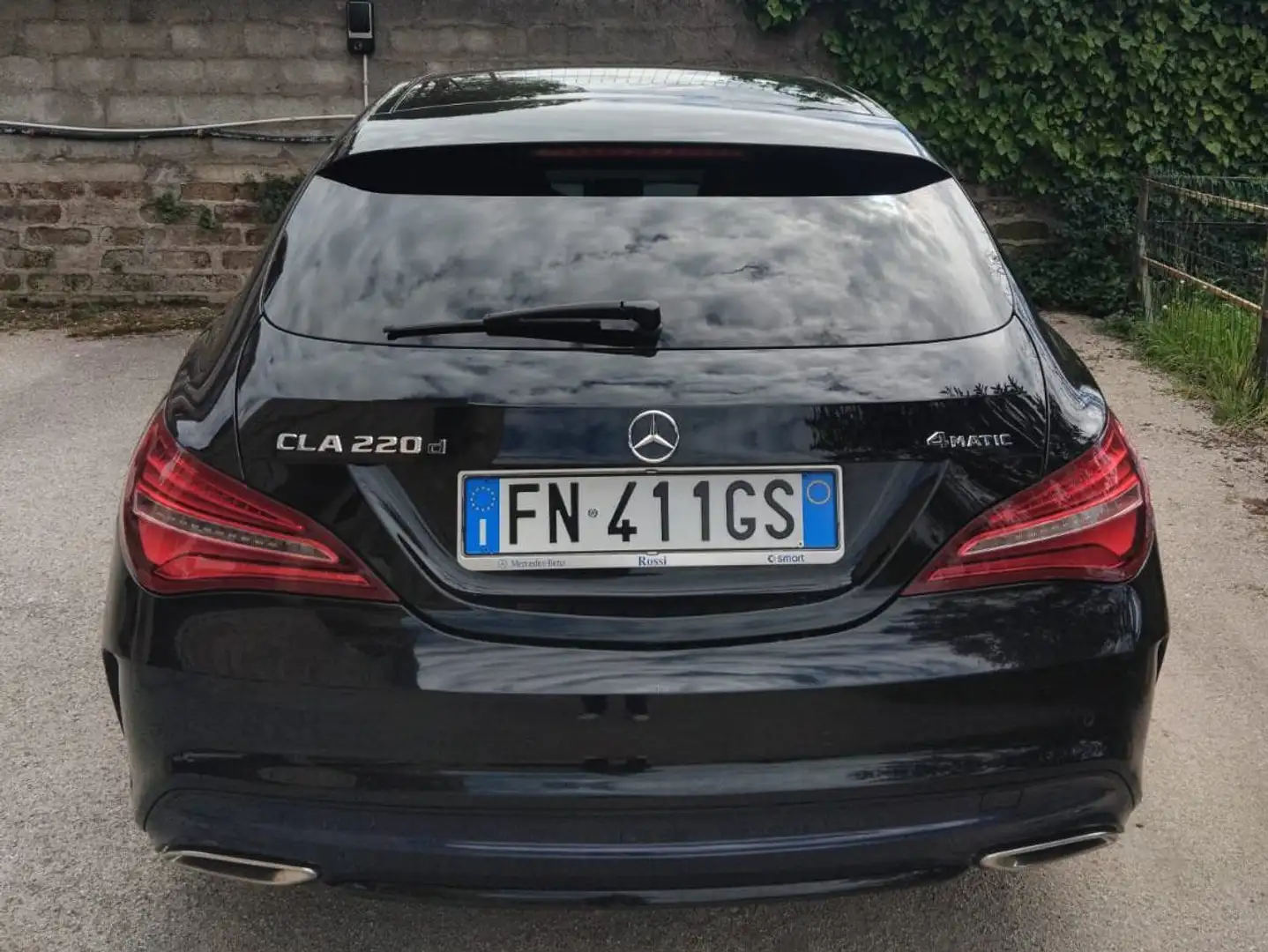 Mercedes-Benz 208 Fekete - 2