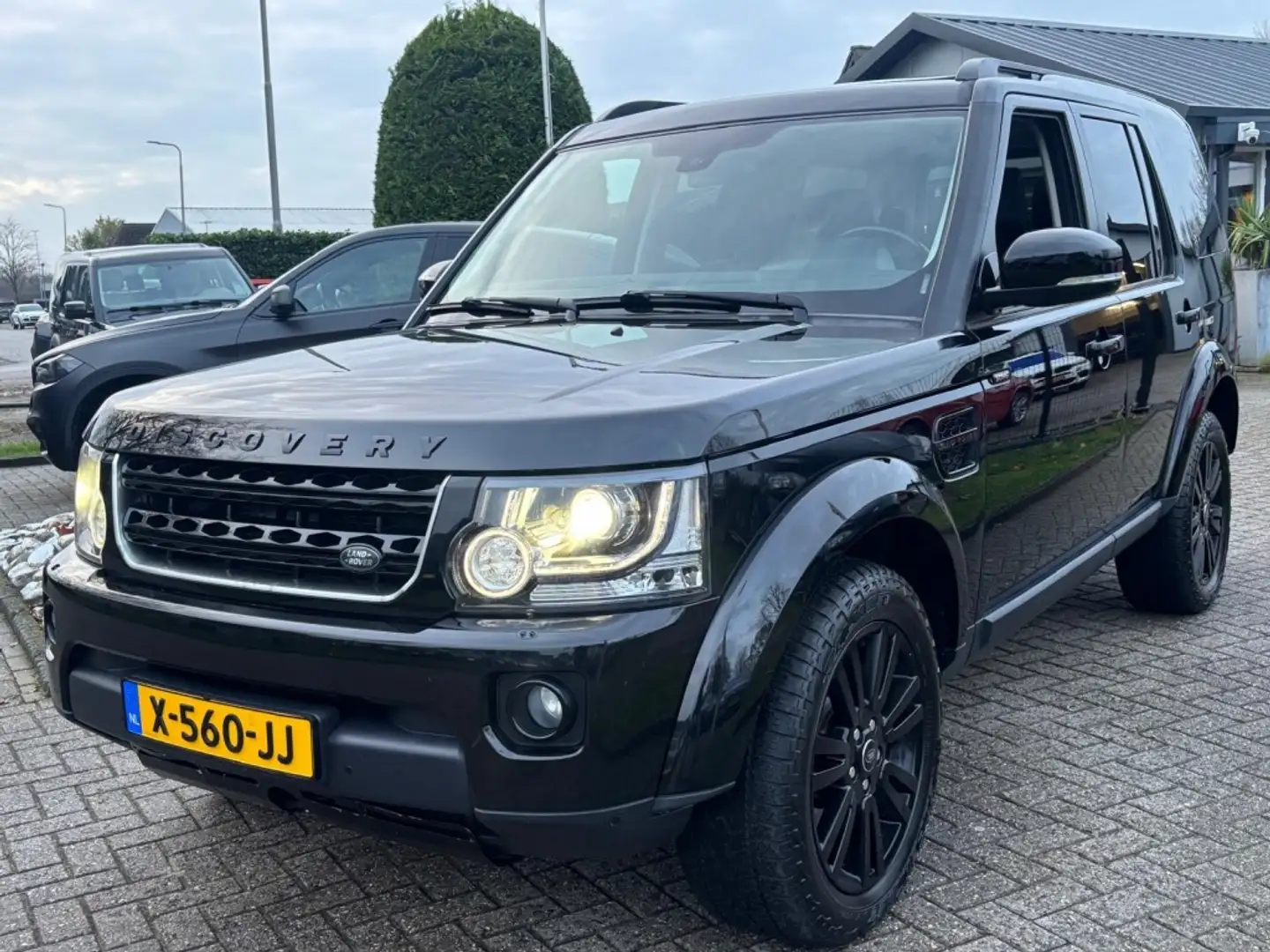 Land Rover Discovery 3.0 SDV6 XXV Special Edition 7-Persoons 2014 Zwart - 1