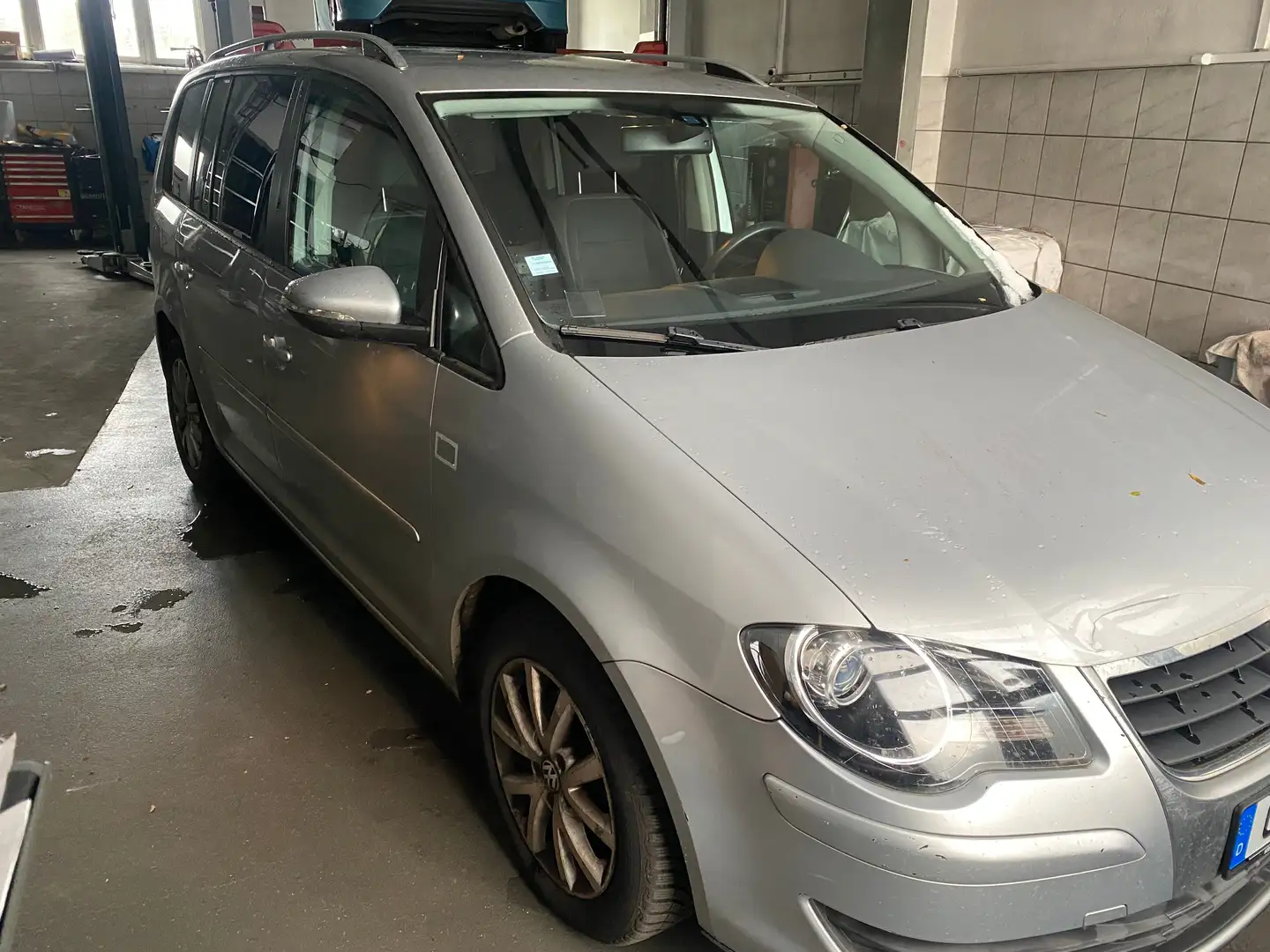 Volkswagen Touran Freestyle Silber - 2