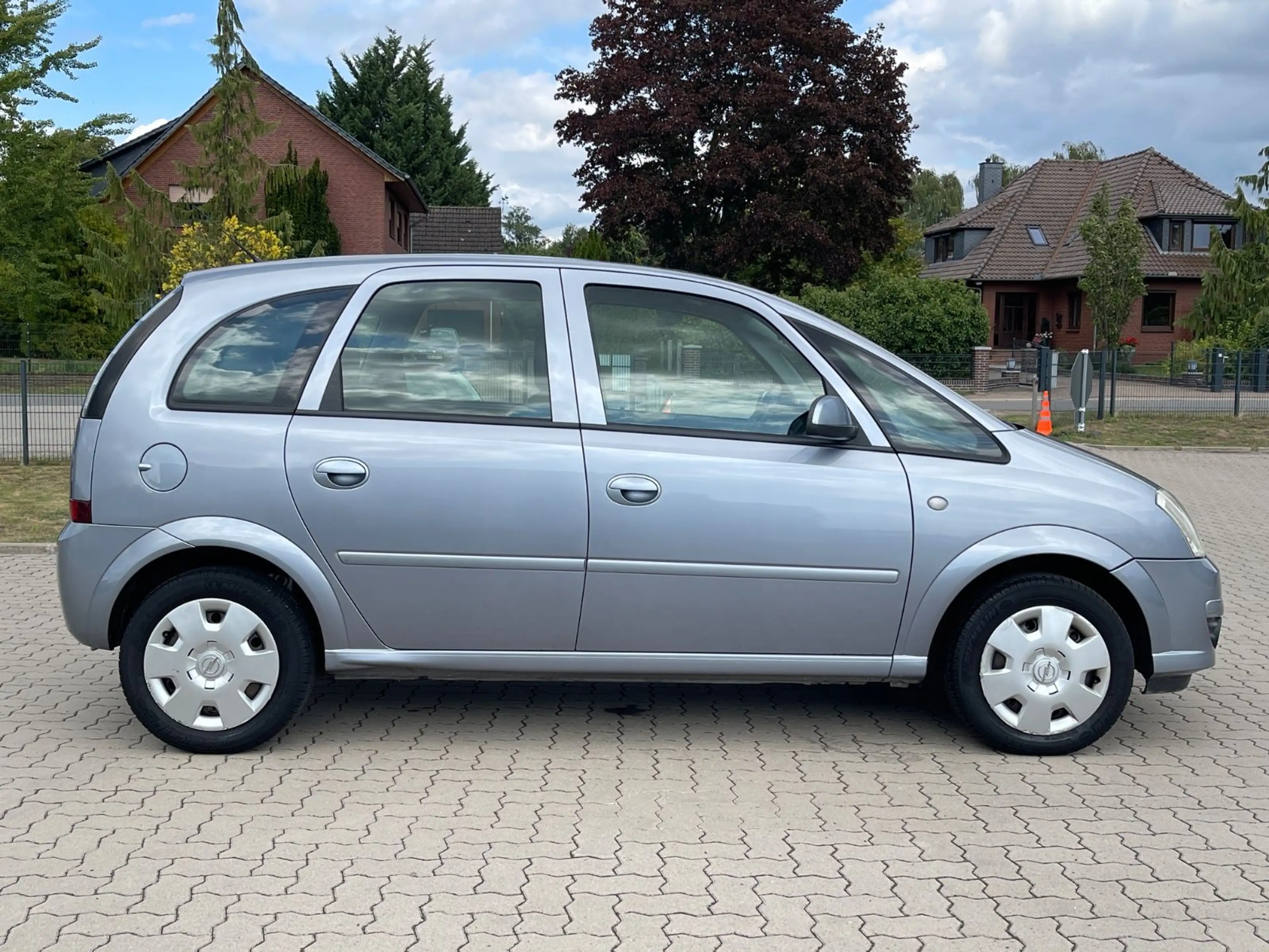 Opel Meriva 1.6 Automatik Edition TÜV 01.2028 — photo 5