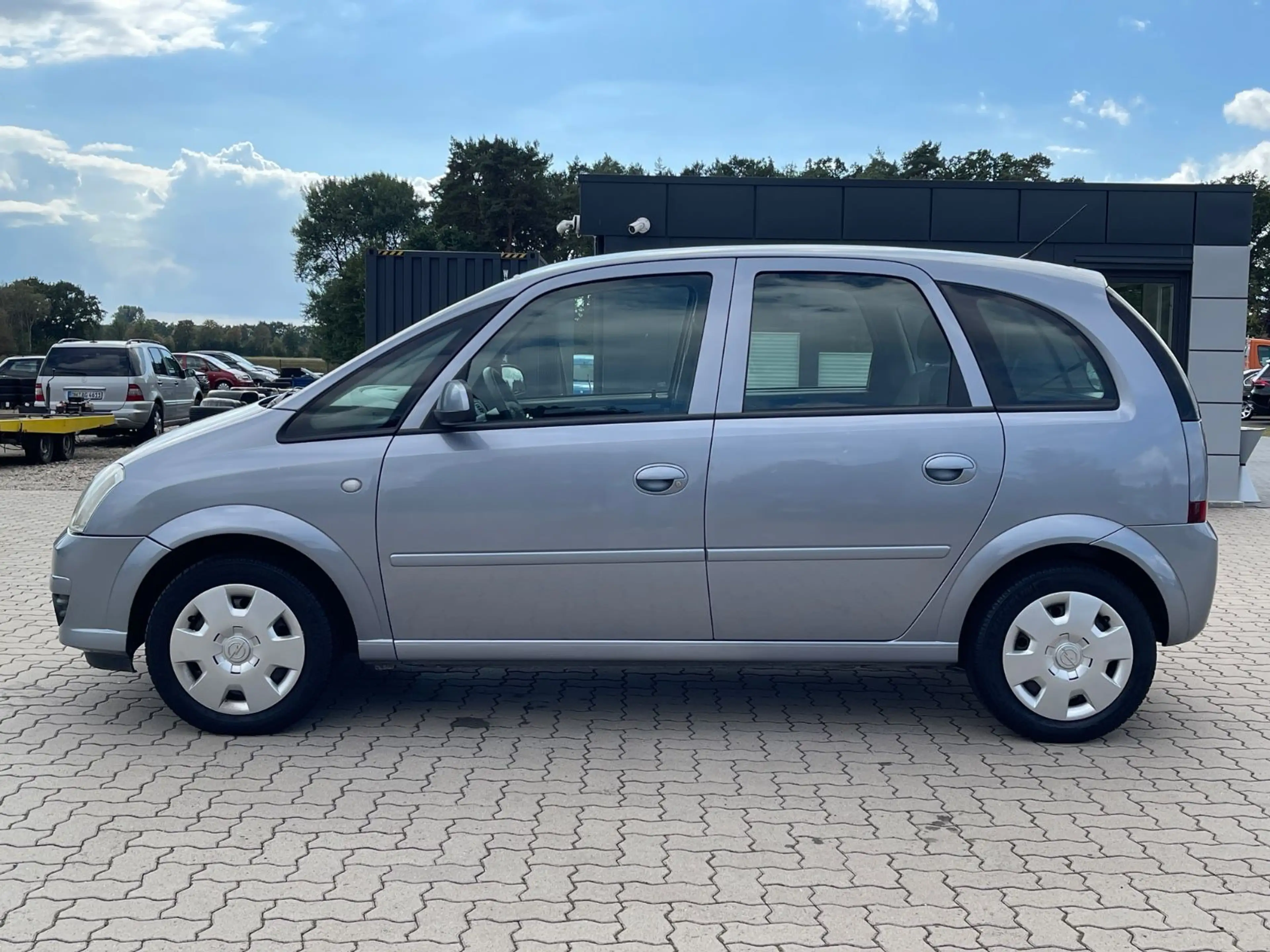 Opel Meriva 1.6 Automatik Edition TÜV 01.2028 — photo 9