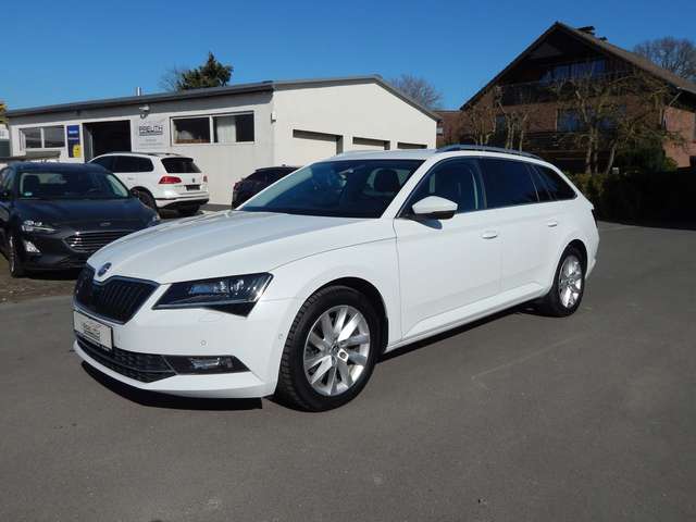 Imagine Skoda Superb Combi Style 1.5 TSI ~Leder~Automatik~AHK