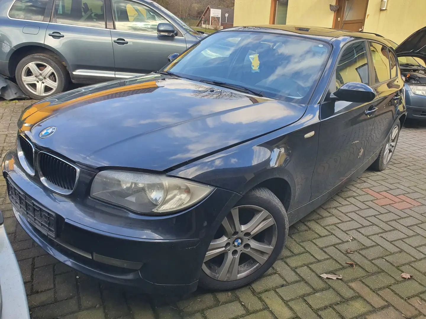 BMW 118 118i Motorschaden Schwarz - 2