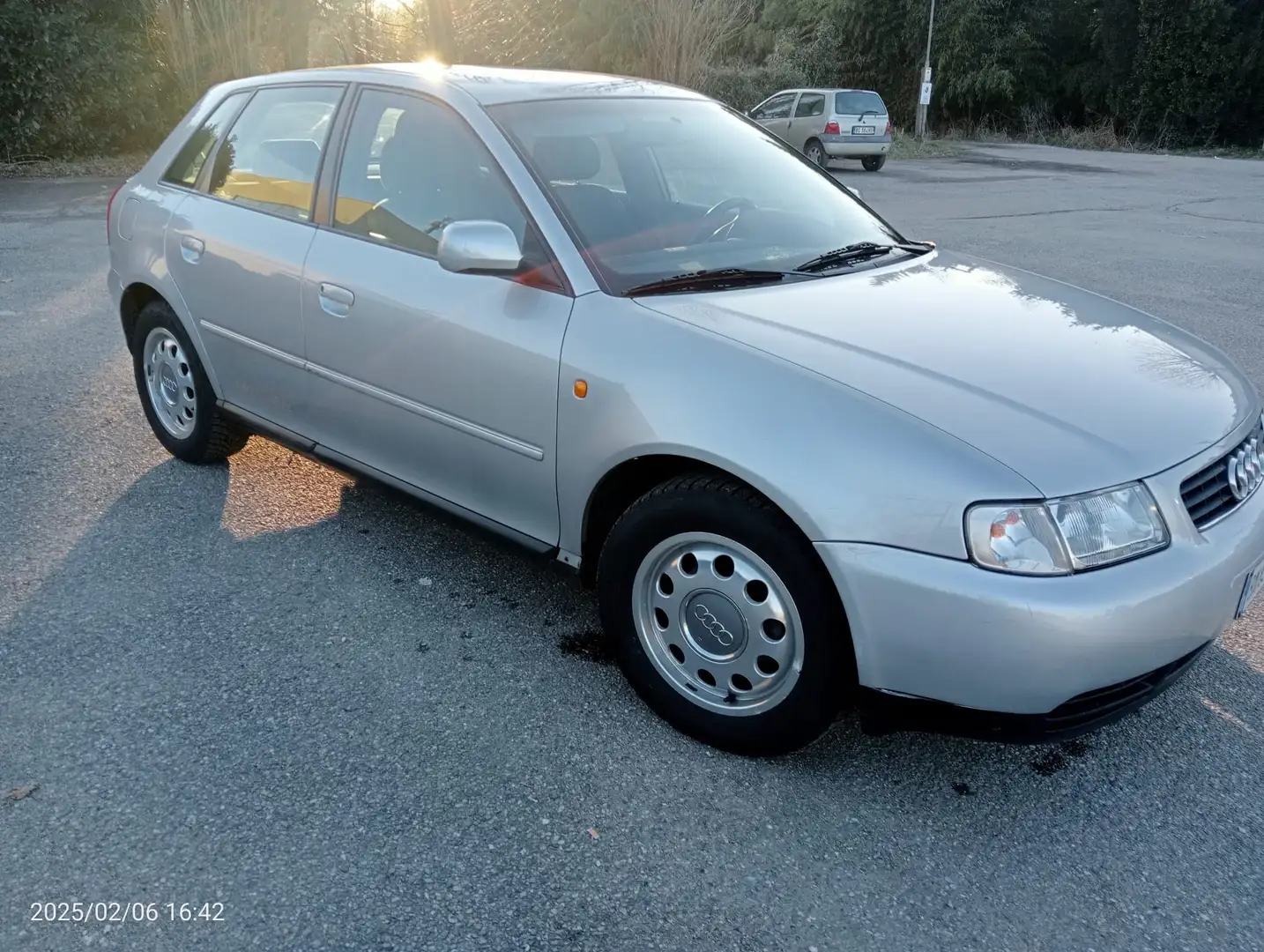 Audi A3 5p 1.6 Ambiente - 1