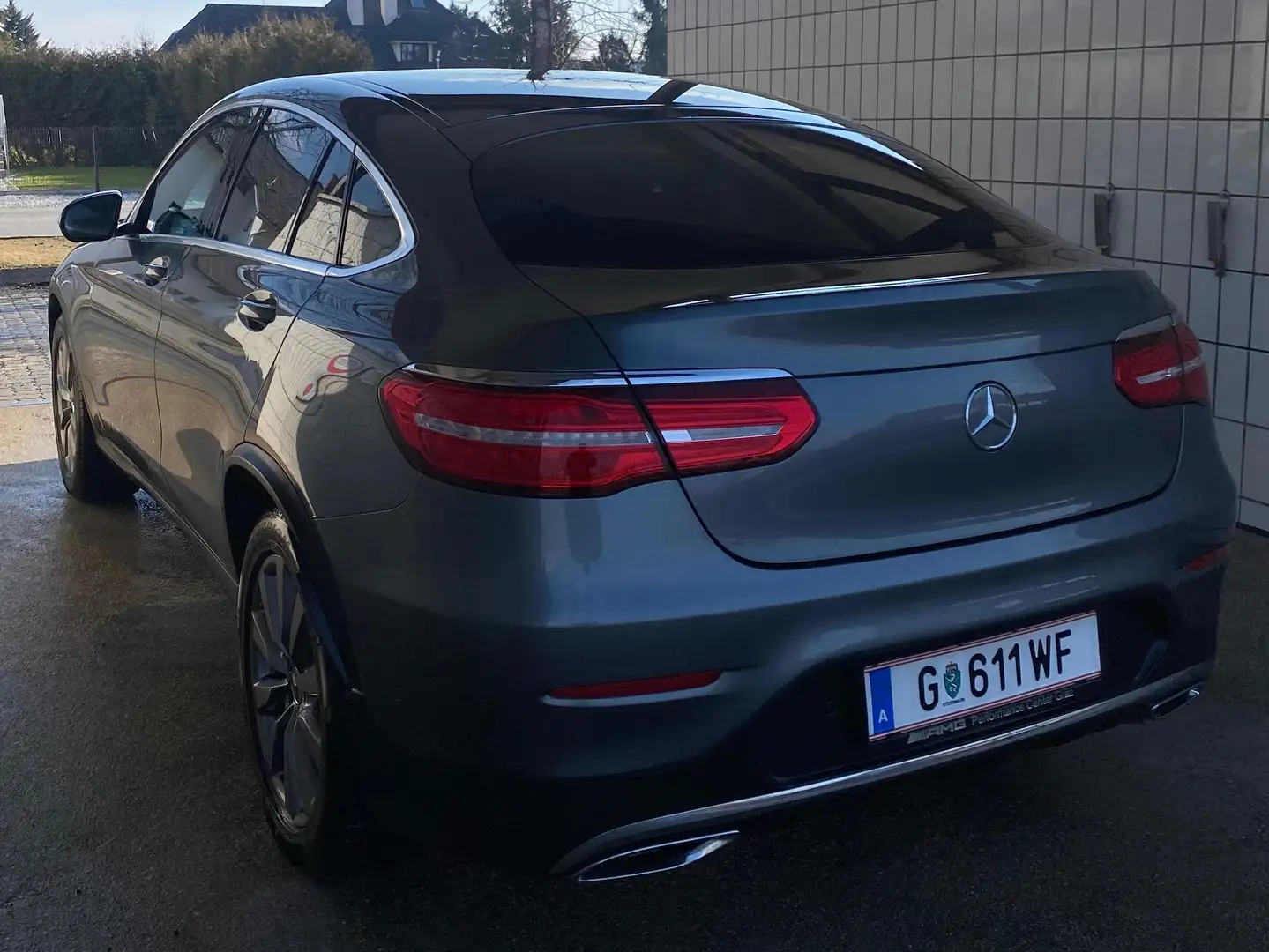 Mercedes-Benz GLC 220 GLC 220 d Coupé 4MATIC Aut. Grau - 2