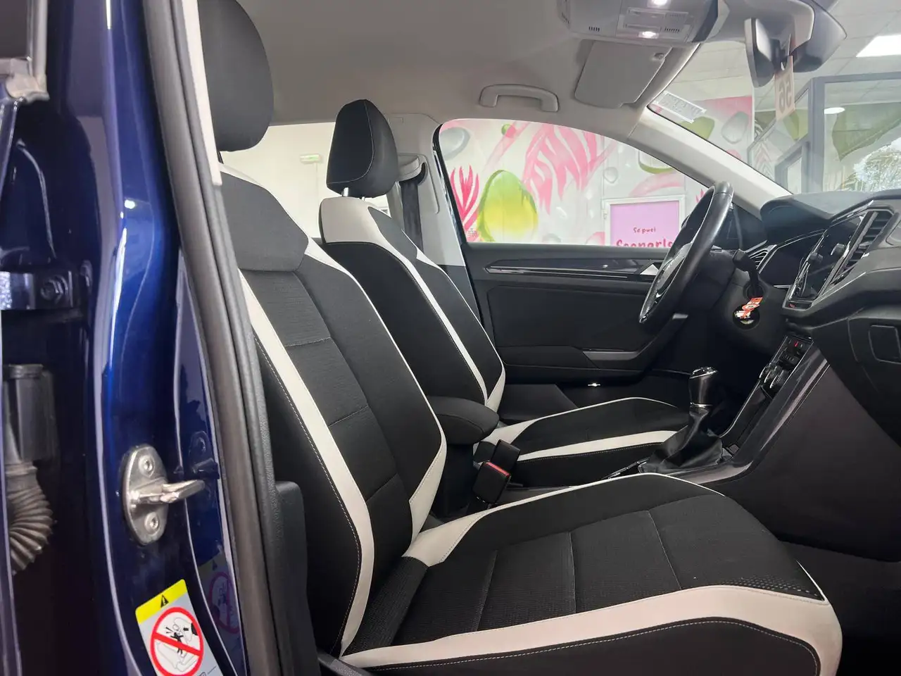 Volkswagen T-Roc 2020 1.6 tdi Advanced SENZA OBBLIGO DI FINANZIAMENTO, миниатюра 5