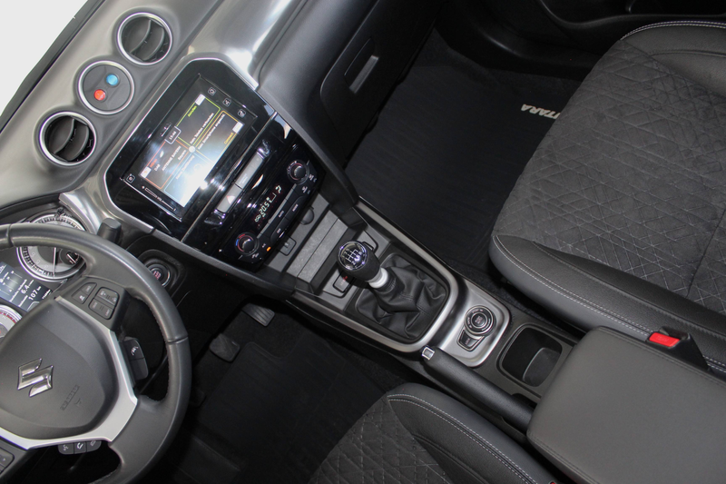 Suzuki Vitara 1.4 Boosterjet Hybrid Allgrip Comfort+ 4x4 LED,Navi,ACC,Pano,RFK,PDC,AHK,8-fach — photo 9